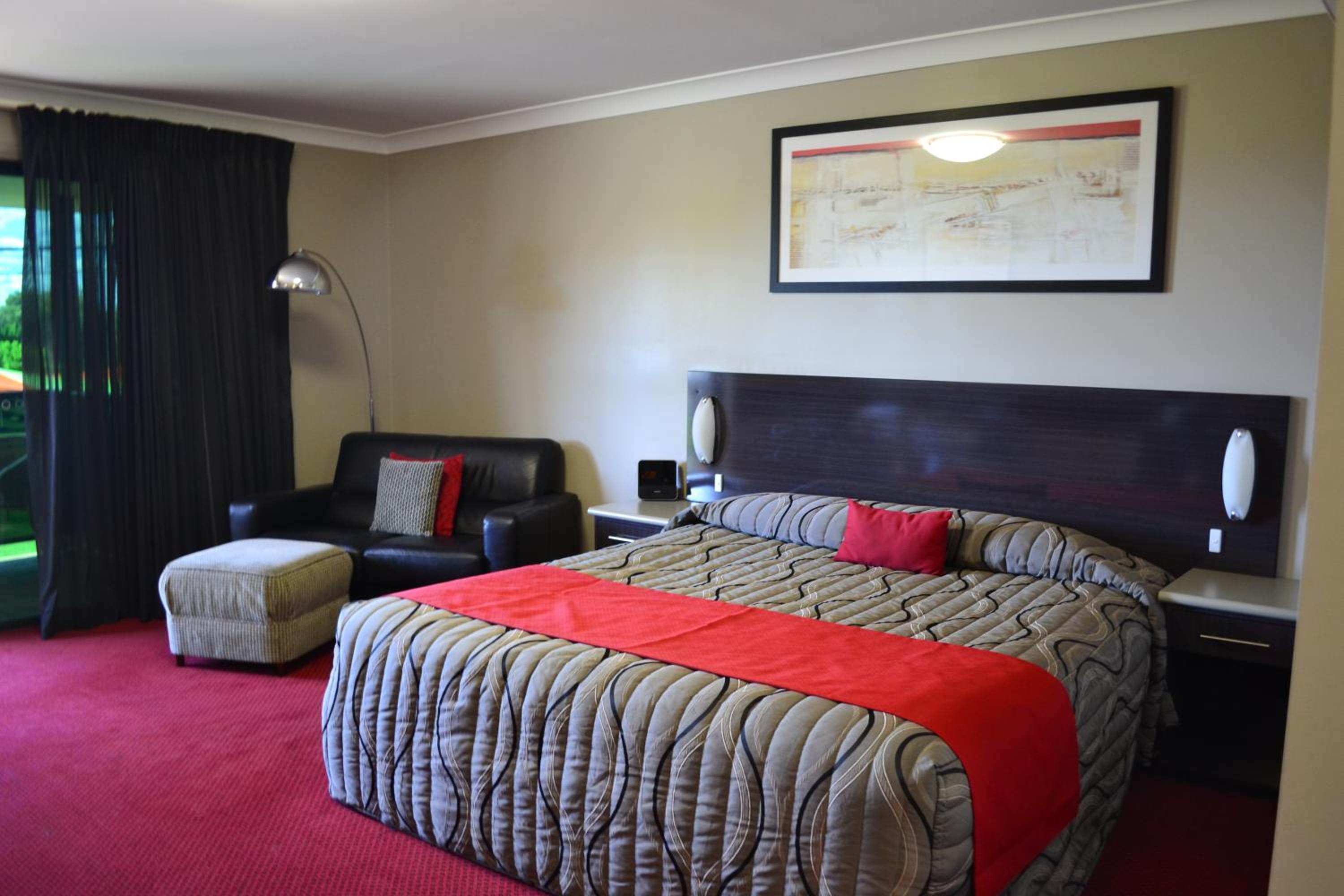 Superior King Room - Photo 2