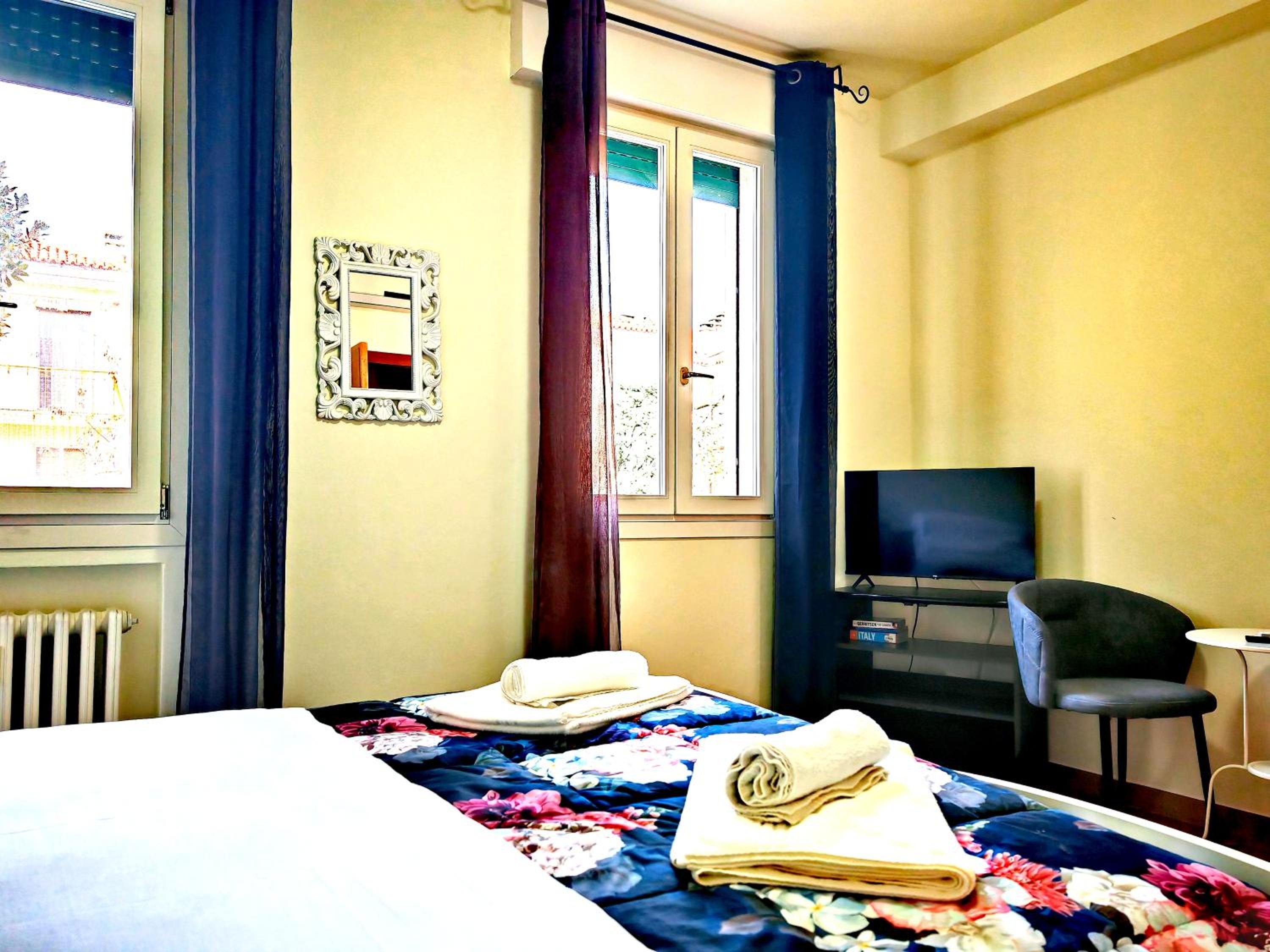 Double Room with Private External Bathroom photo 3