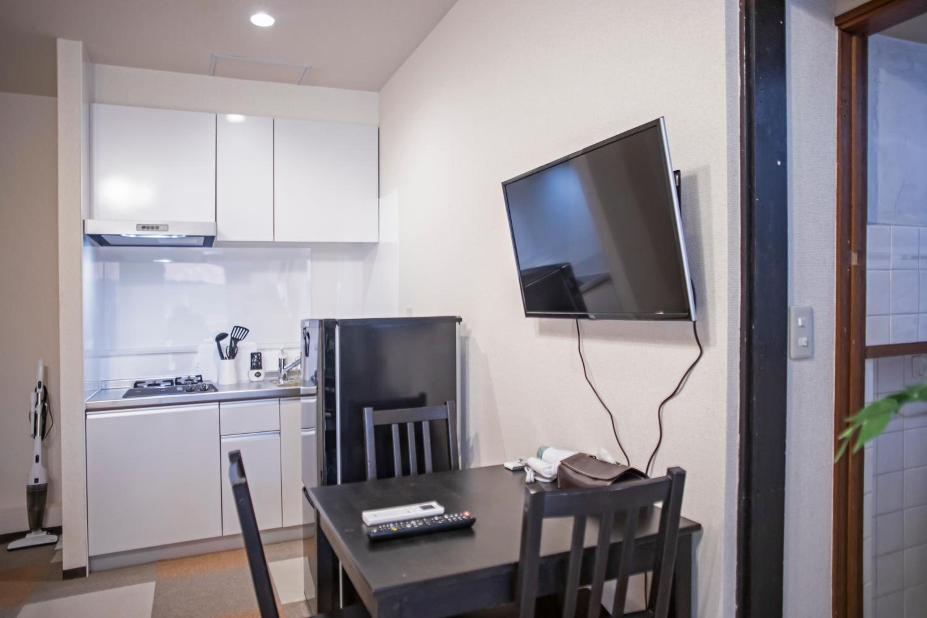 One-Bedroom Apartment photo 2