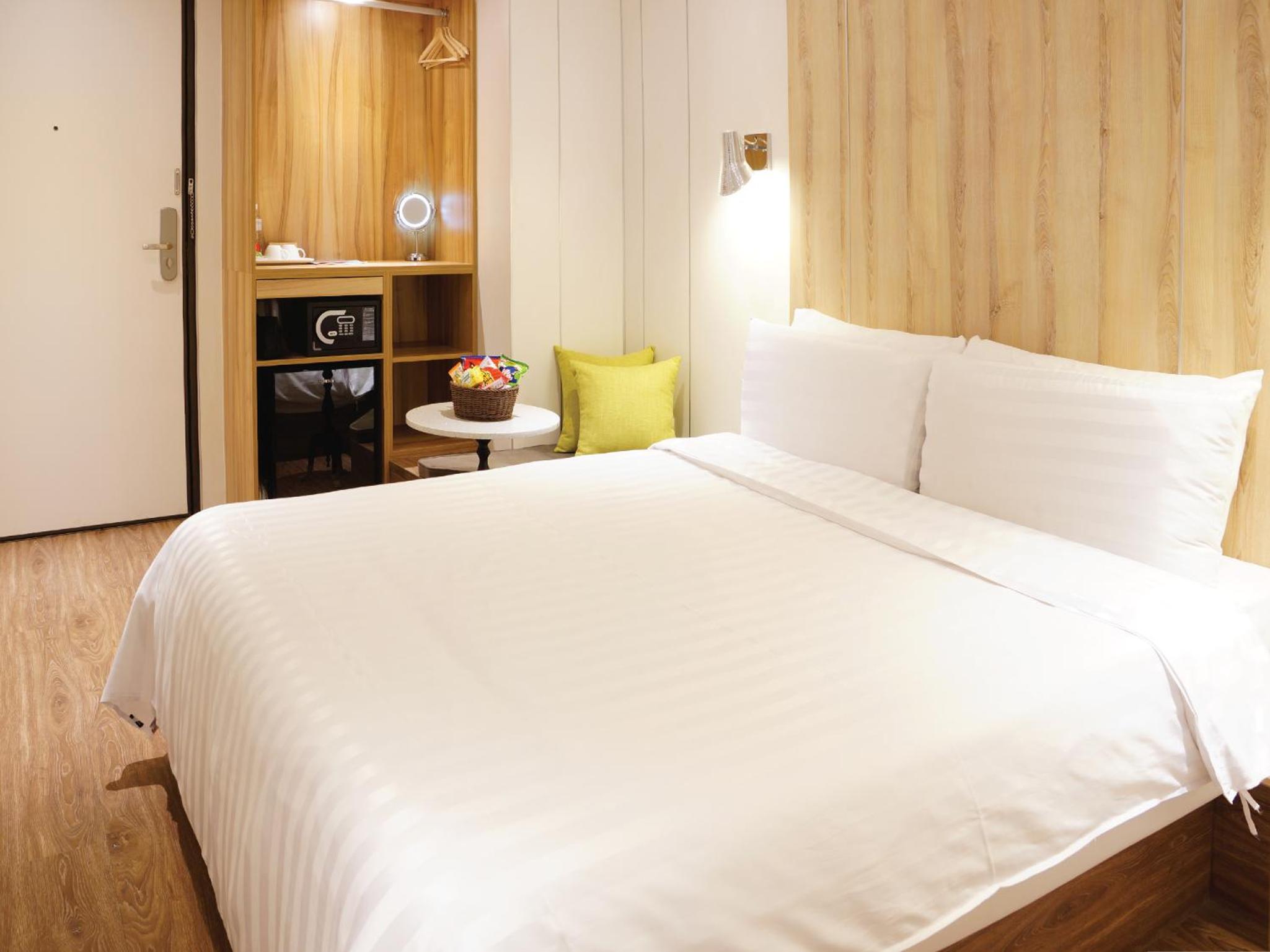 Classic Double Room