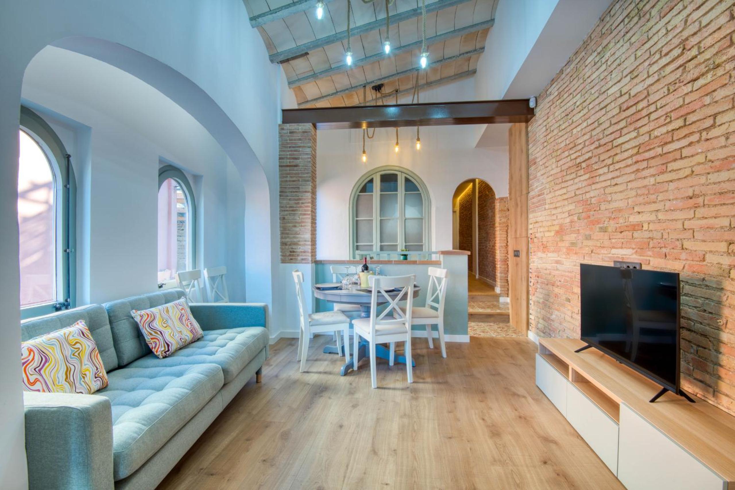 Apartamento con Balcón