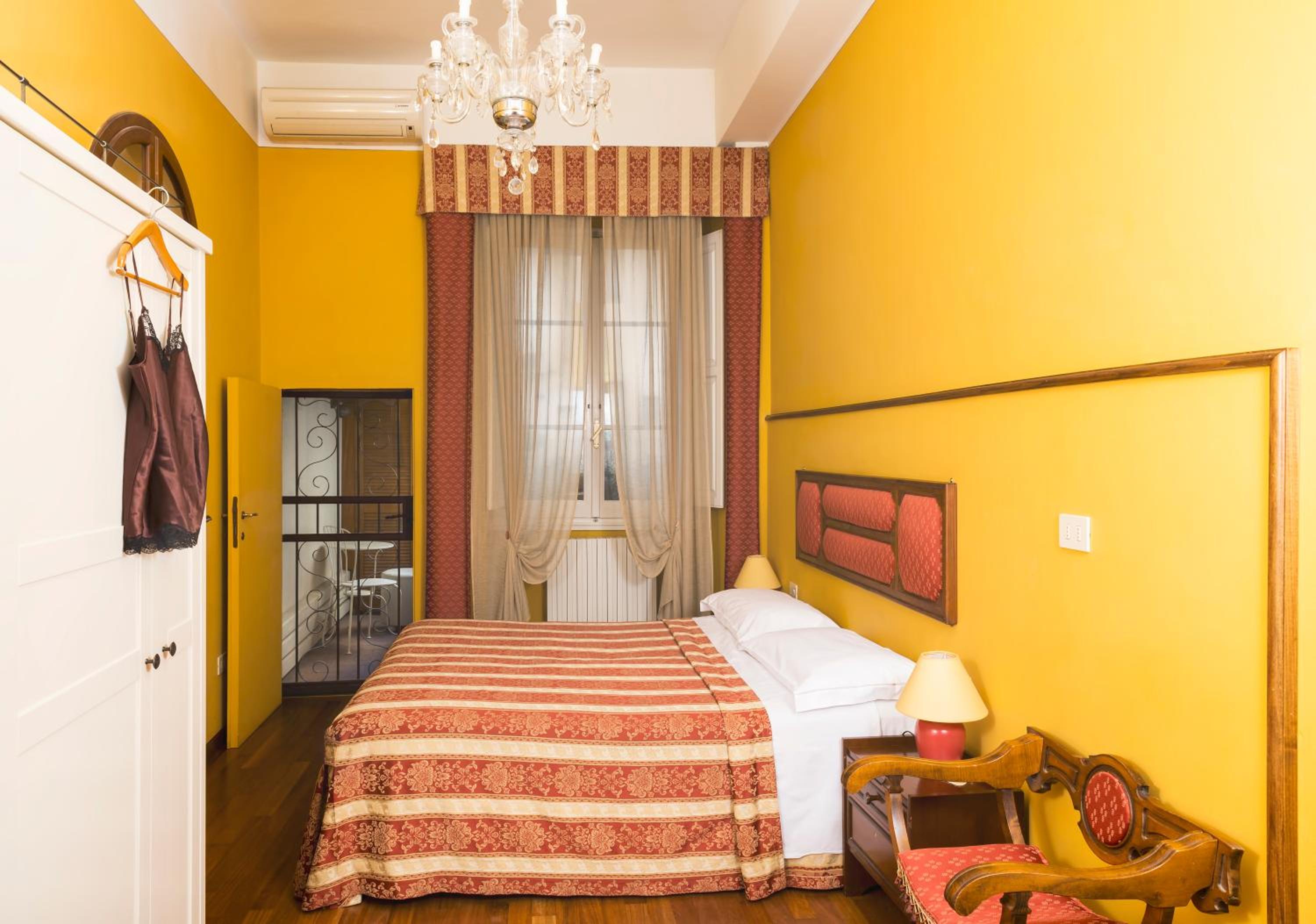 Double Room with Balcony photo 1