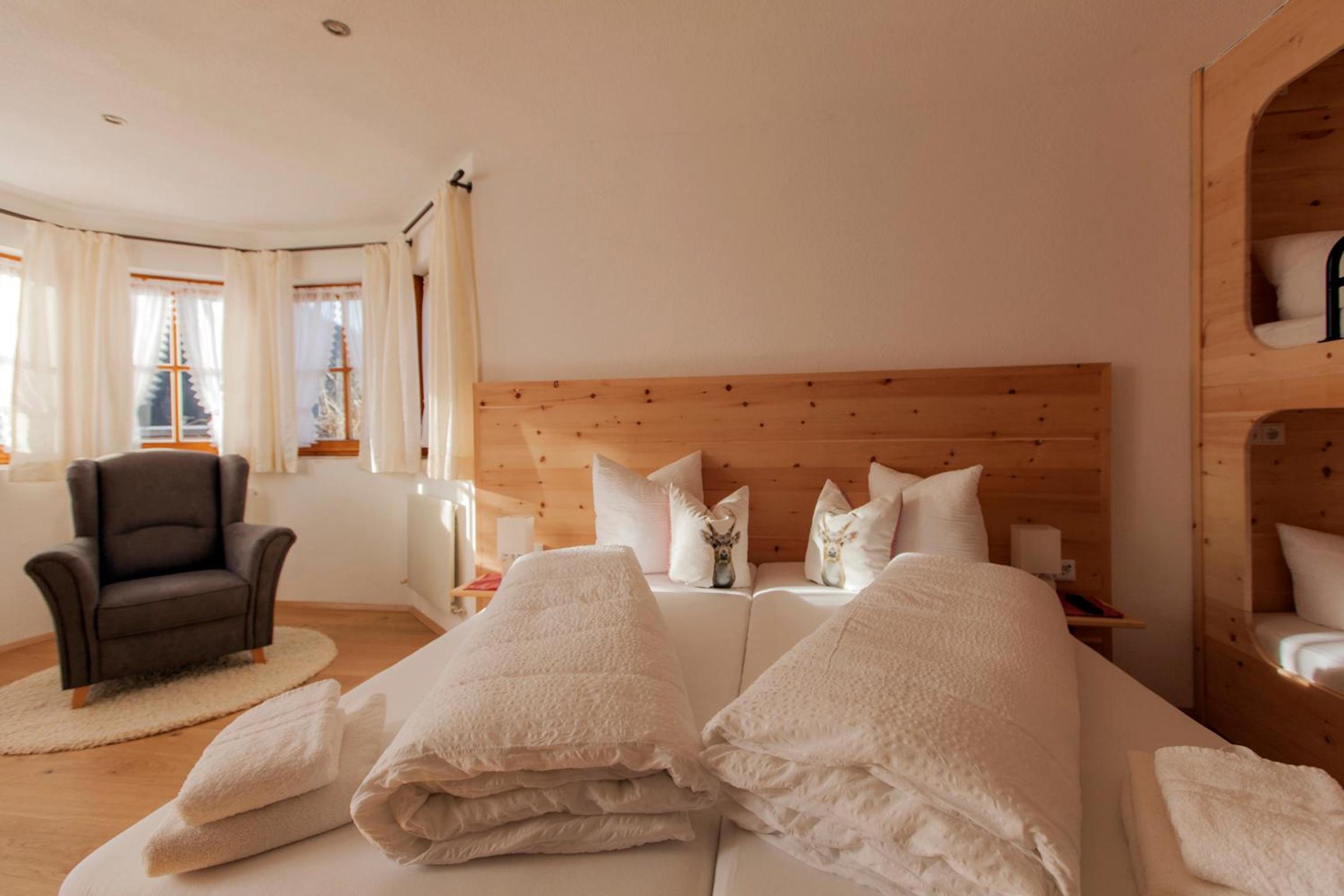 Apartment with 4 bedrooms - Photo 5
