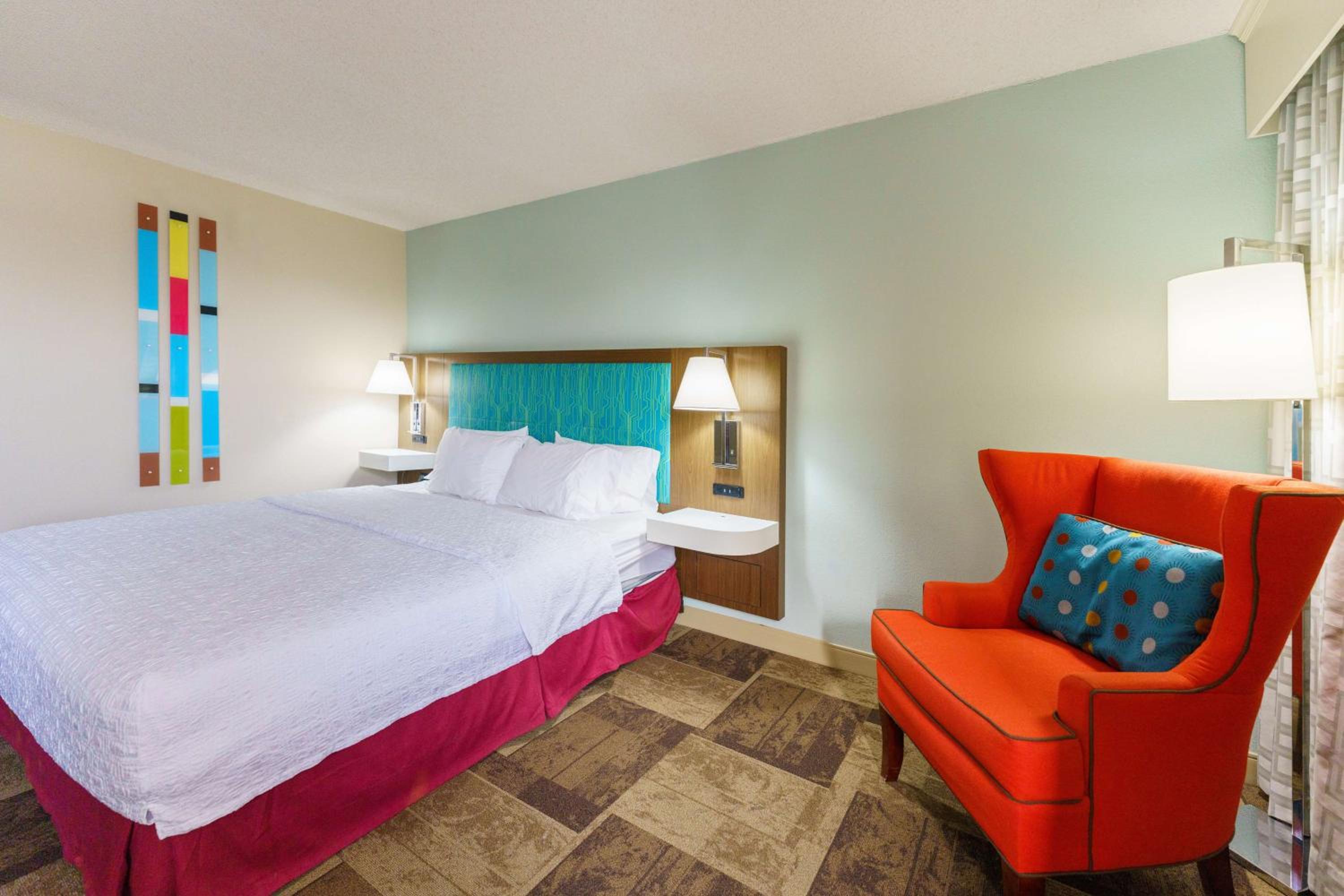 King Room - Disability Access/Non-Smoking - Photo 7