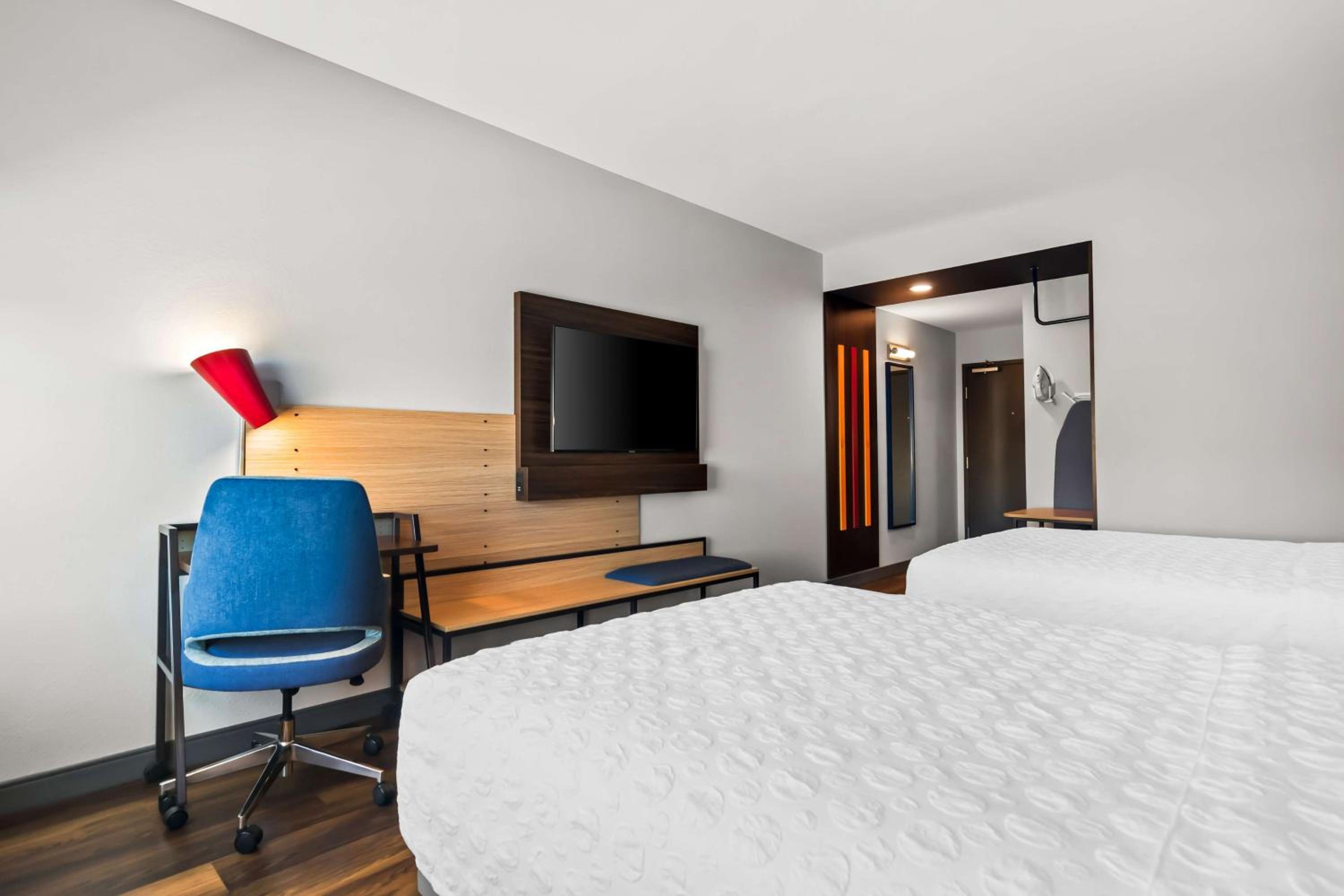 Queen Room with Two Queen Beds and Walk-In Shower
