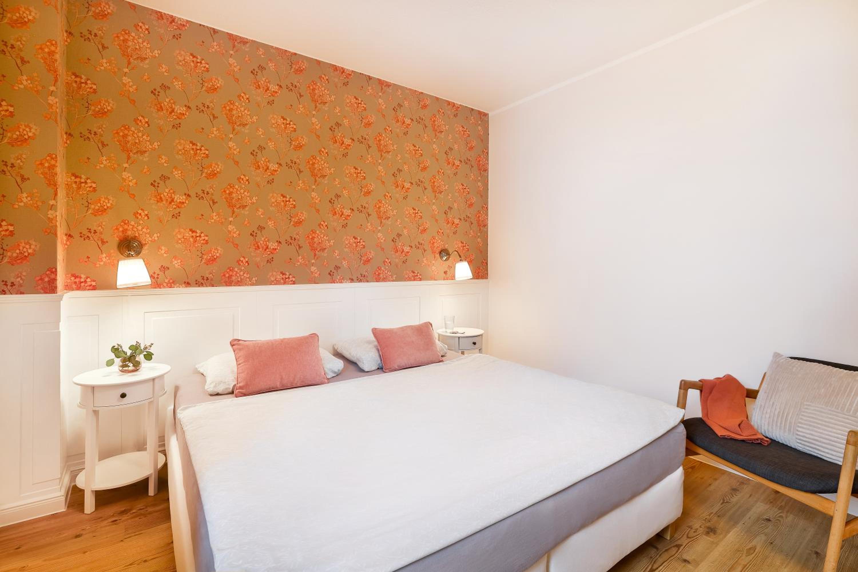 Two-Bedroom Apartment with Balcony photo 1