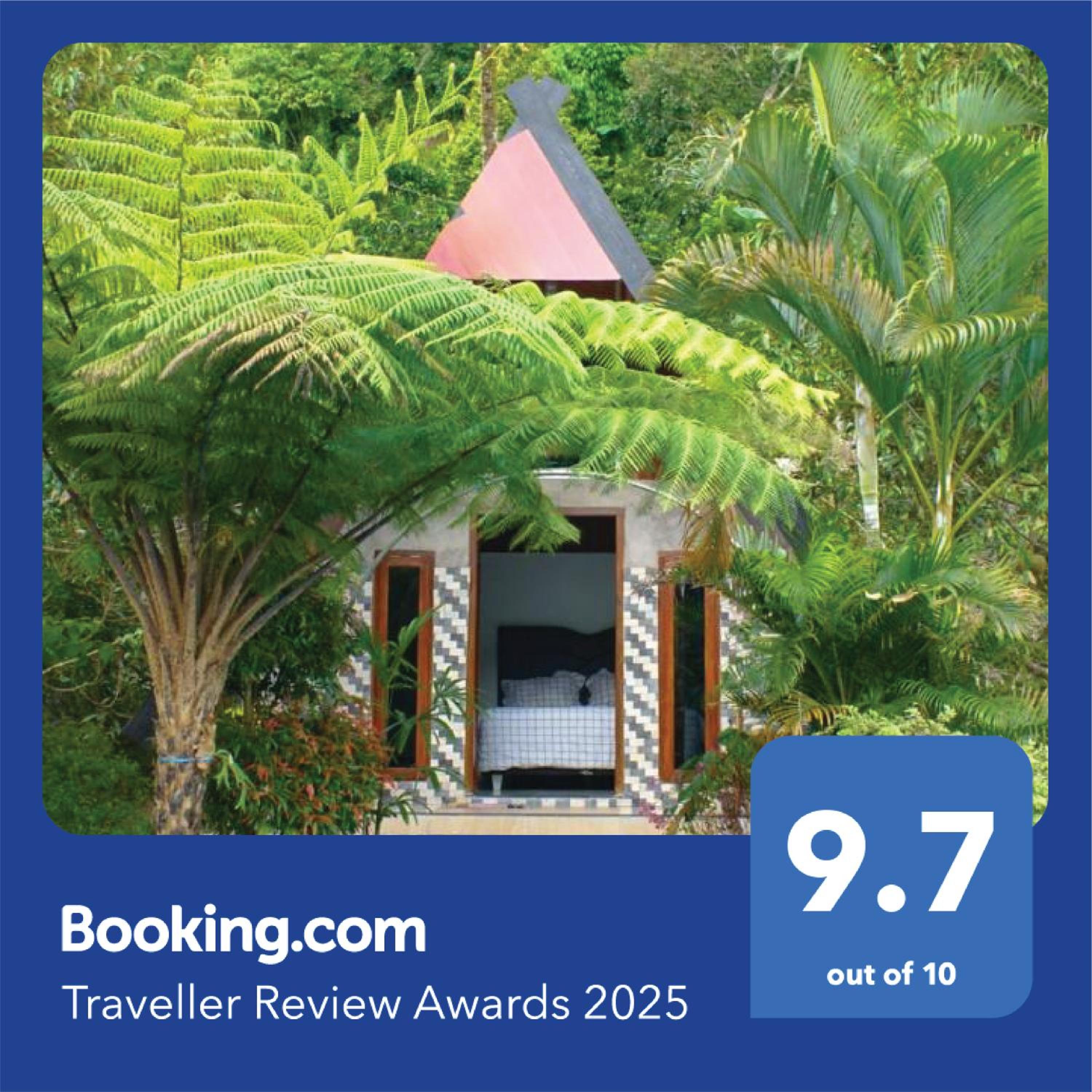 Deluxe Double Room (2 Adults + 1 Child)