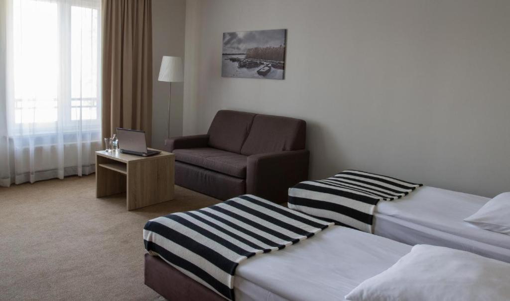 Premium Double or Twin Room - Photo 4