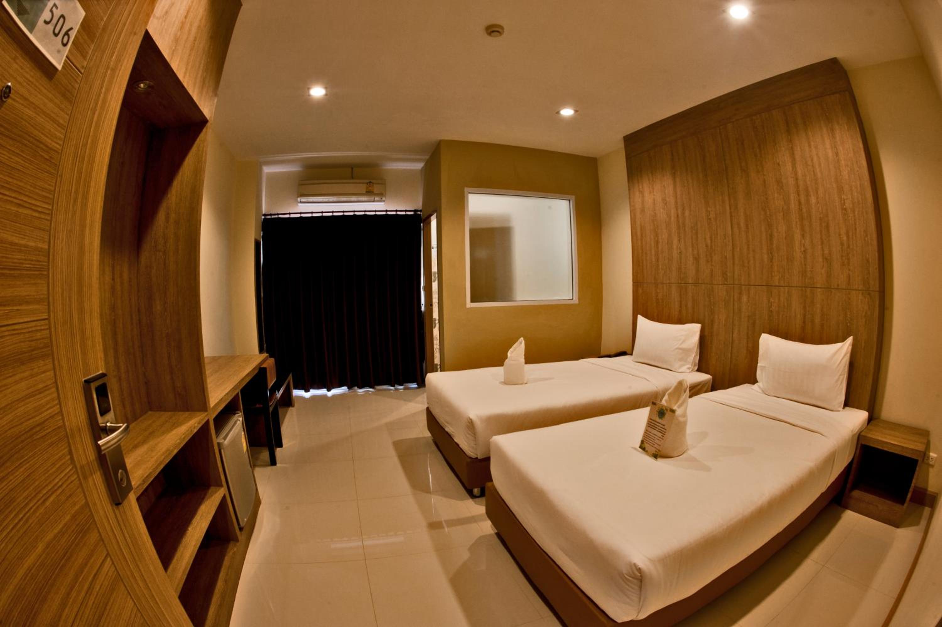 Standard Twin Room photo 2