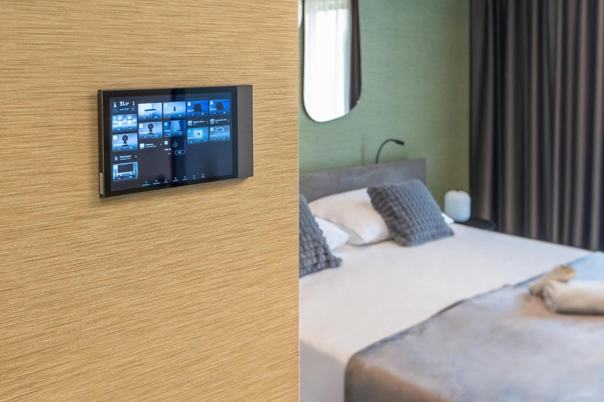 Double or Twin Room with Balcony photo 2