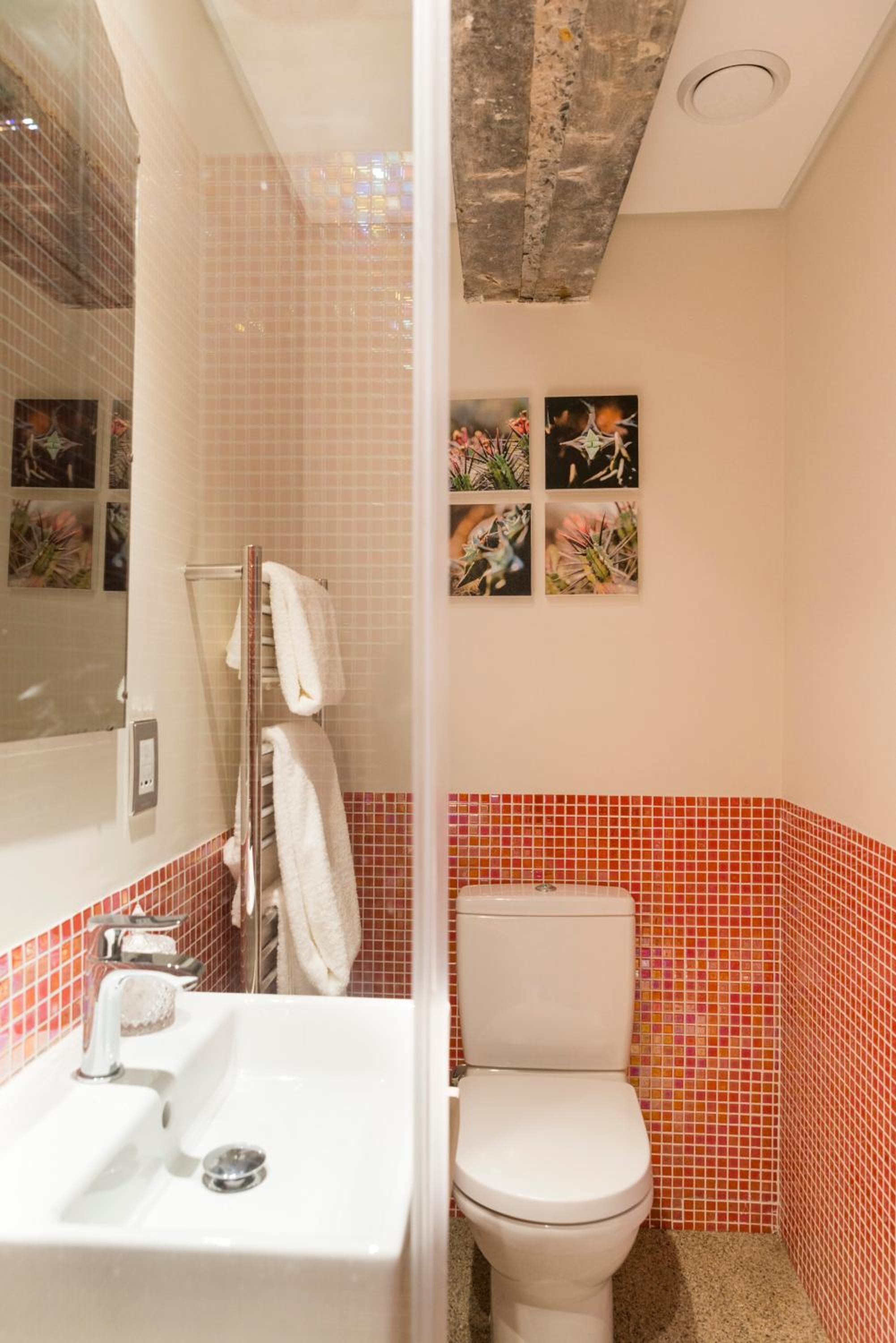 Two-Bedroom Apartment - Photo 4