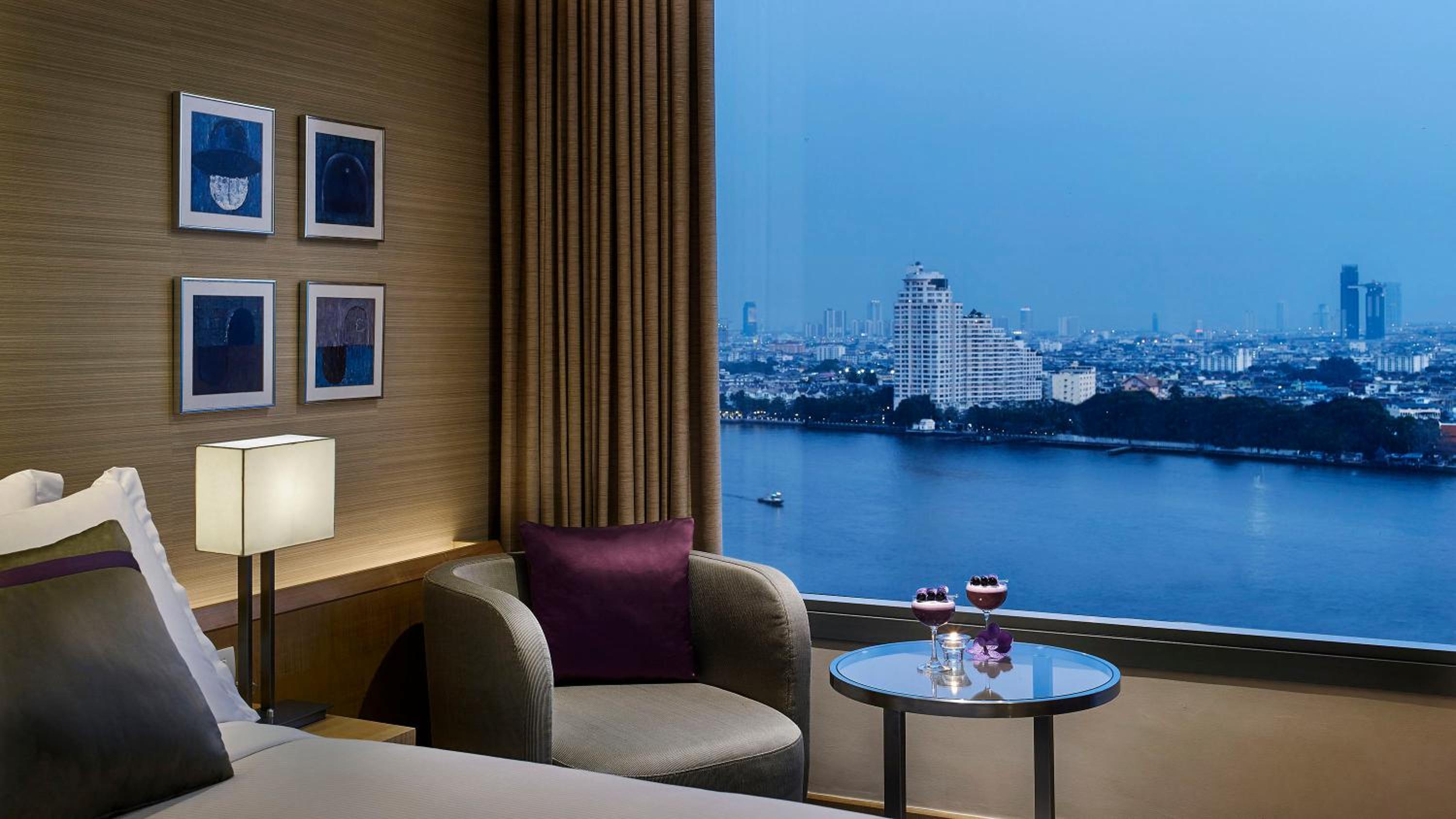 Skyline River View Room