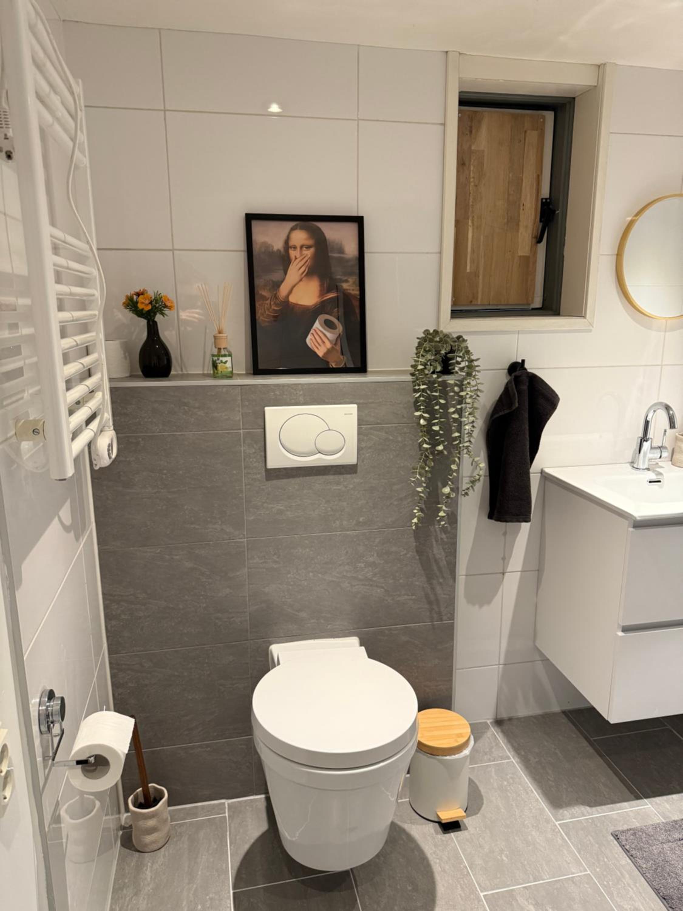 Twin Room with Private Bathroom