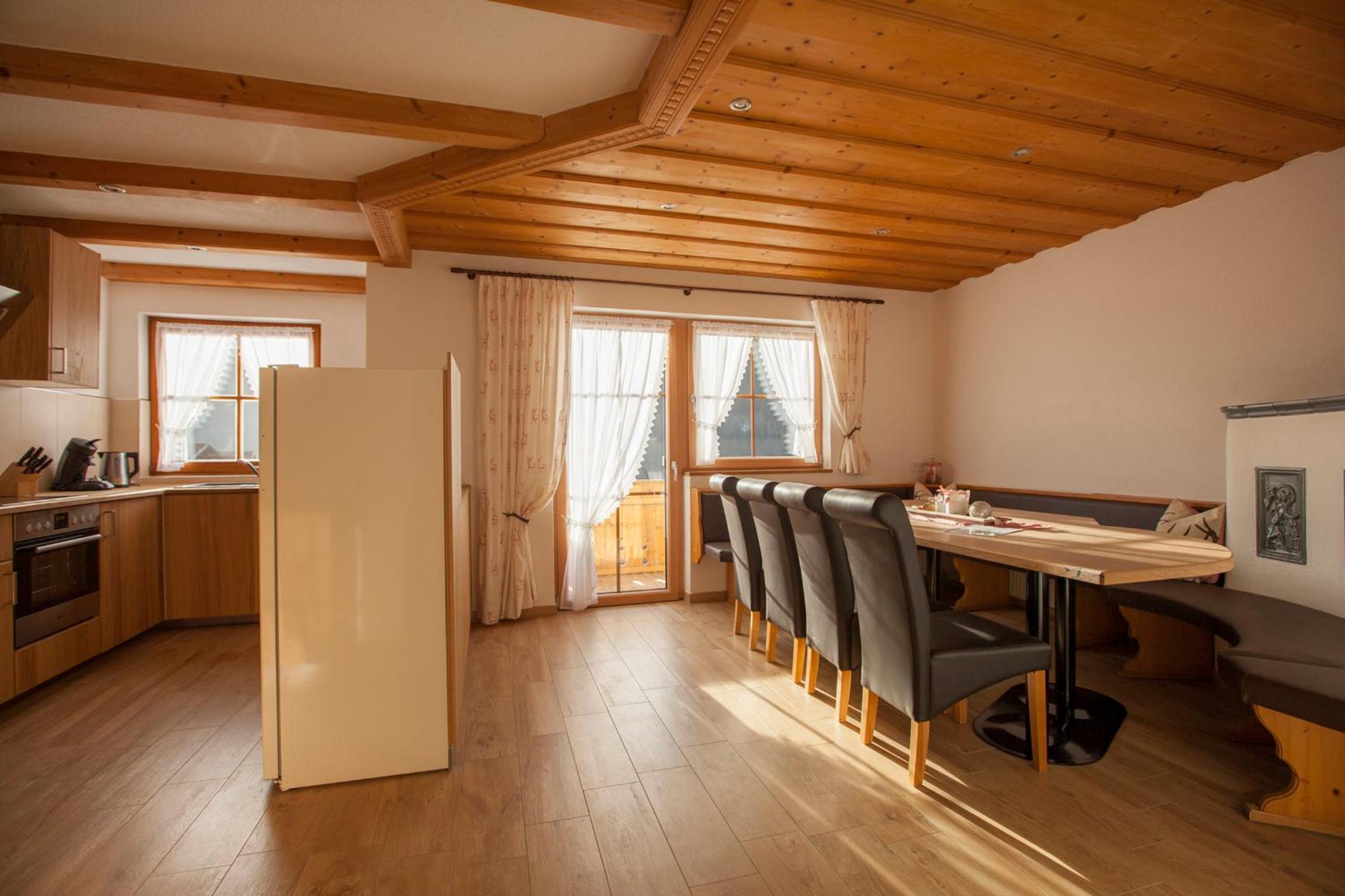 Apartment with 4 bedrooms - Photo 9