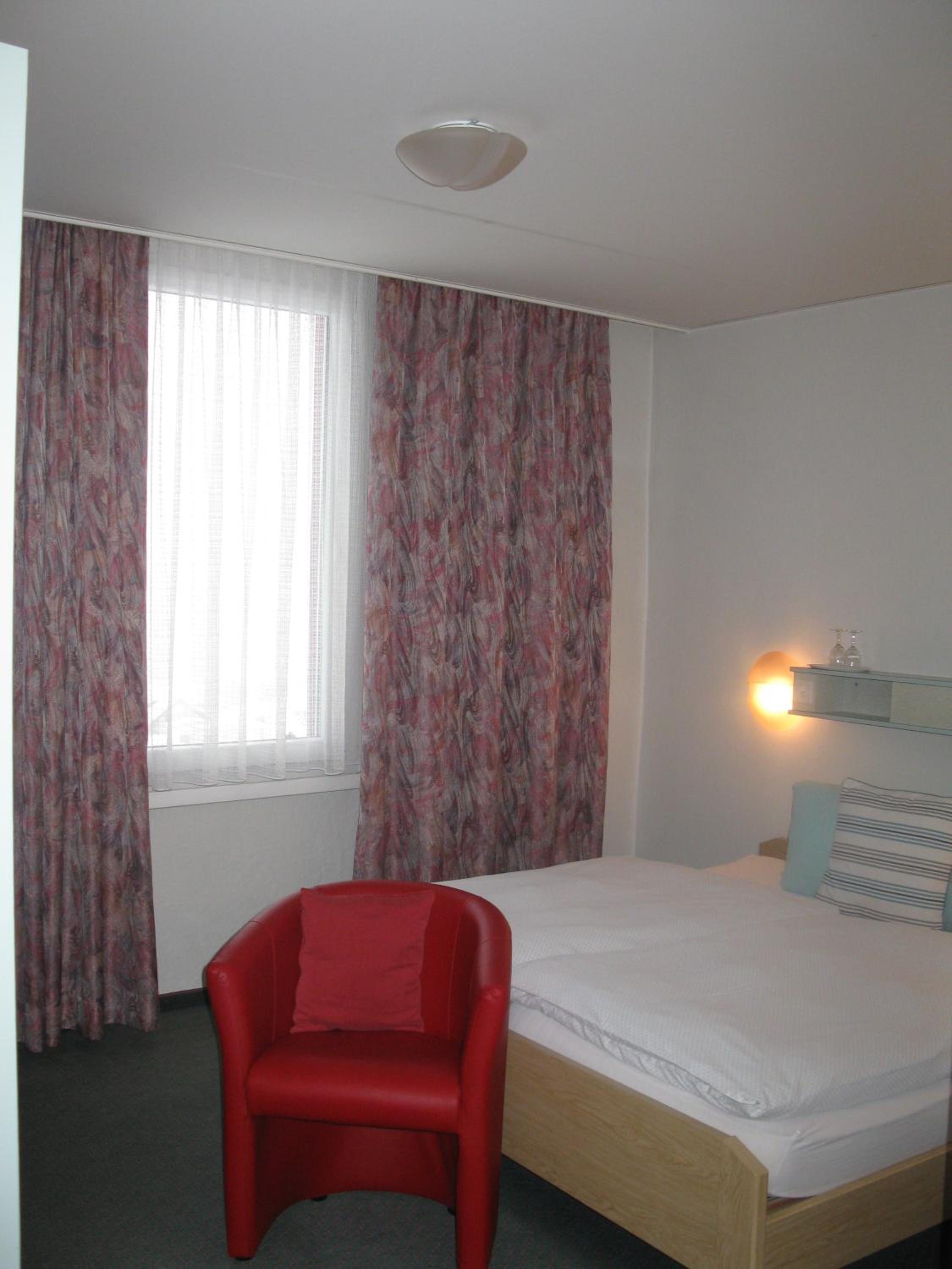 Standard Double Room - Photo 1