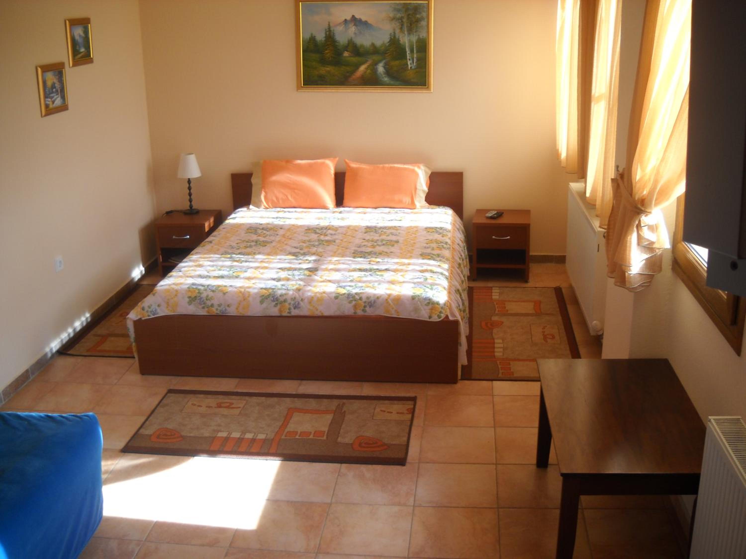 Quadruple Room - Photo 2