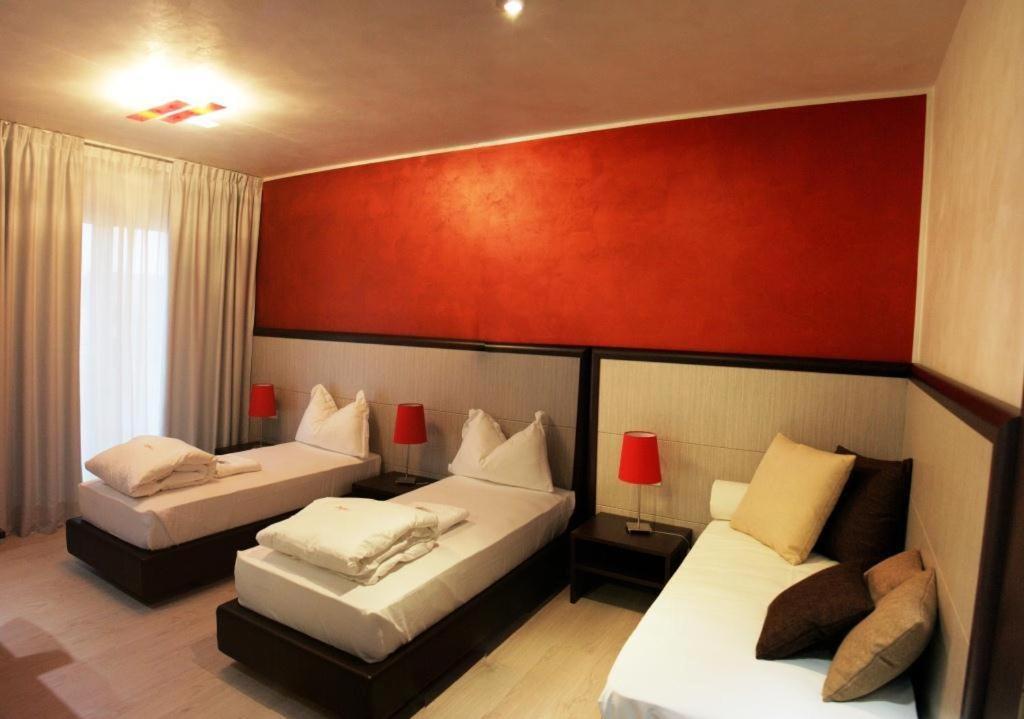Junior Suite (2 Adults) photo 1