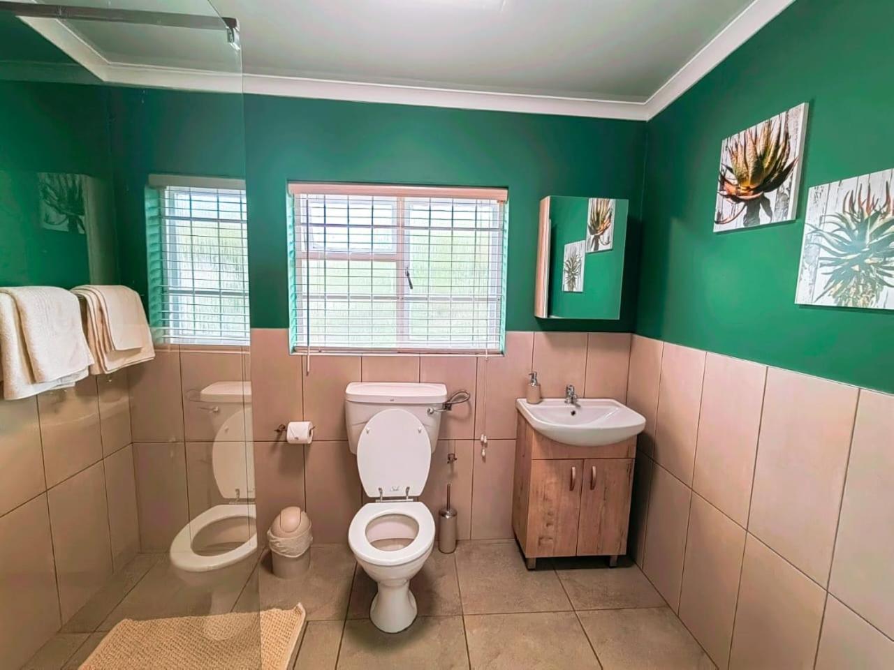 Comfort King Room - Photo 8