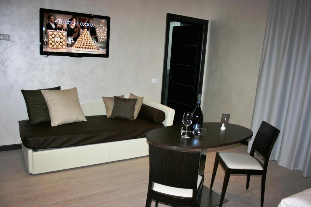 Junior Suite (4 Adults) photo 2