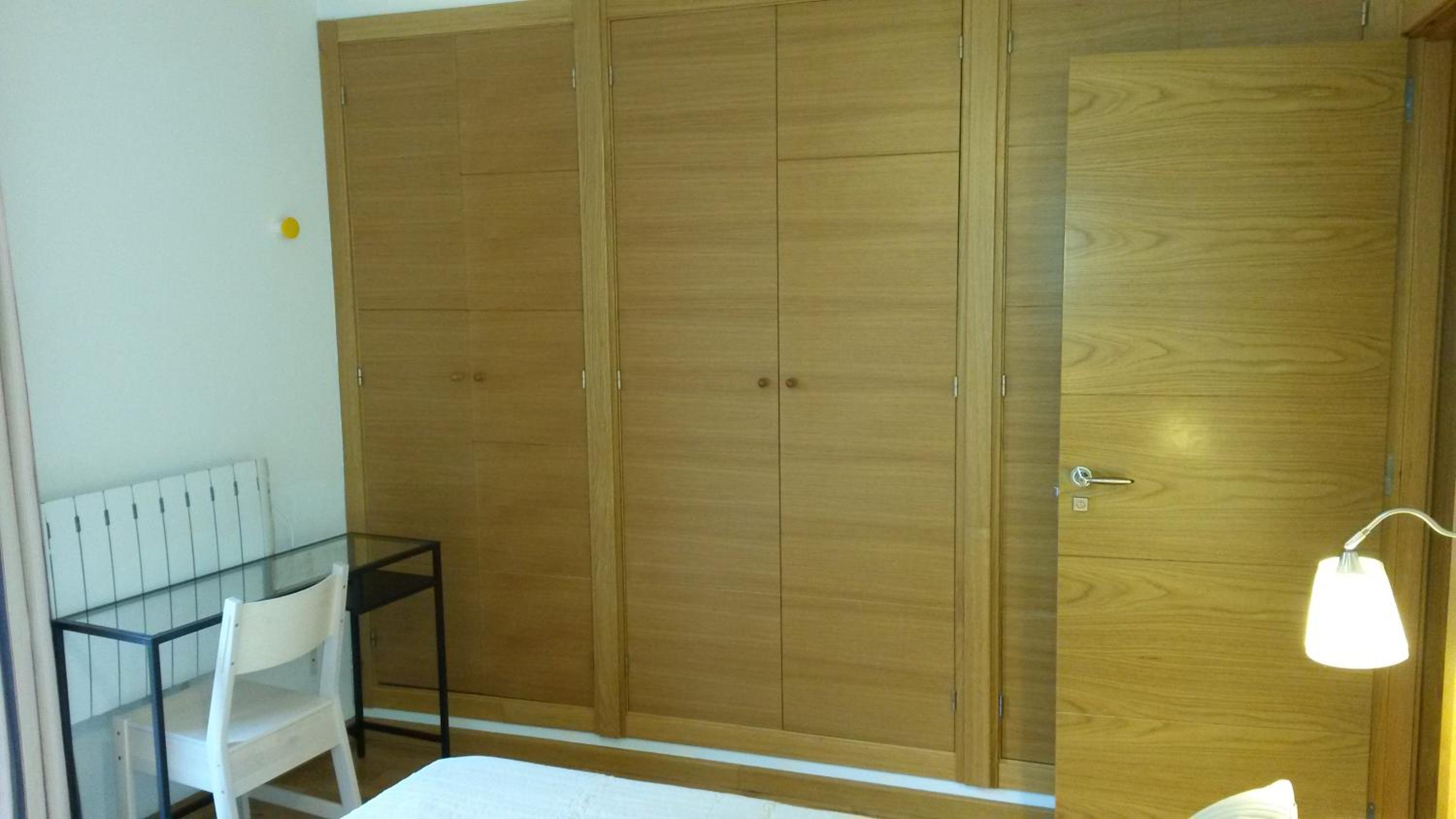 Apartment with Balcony - Photo 4