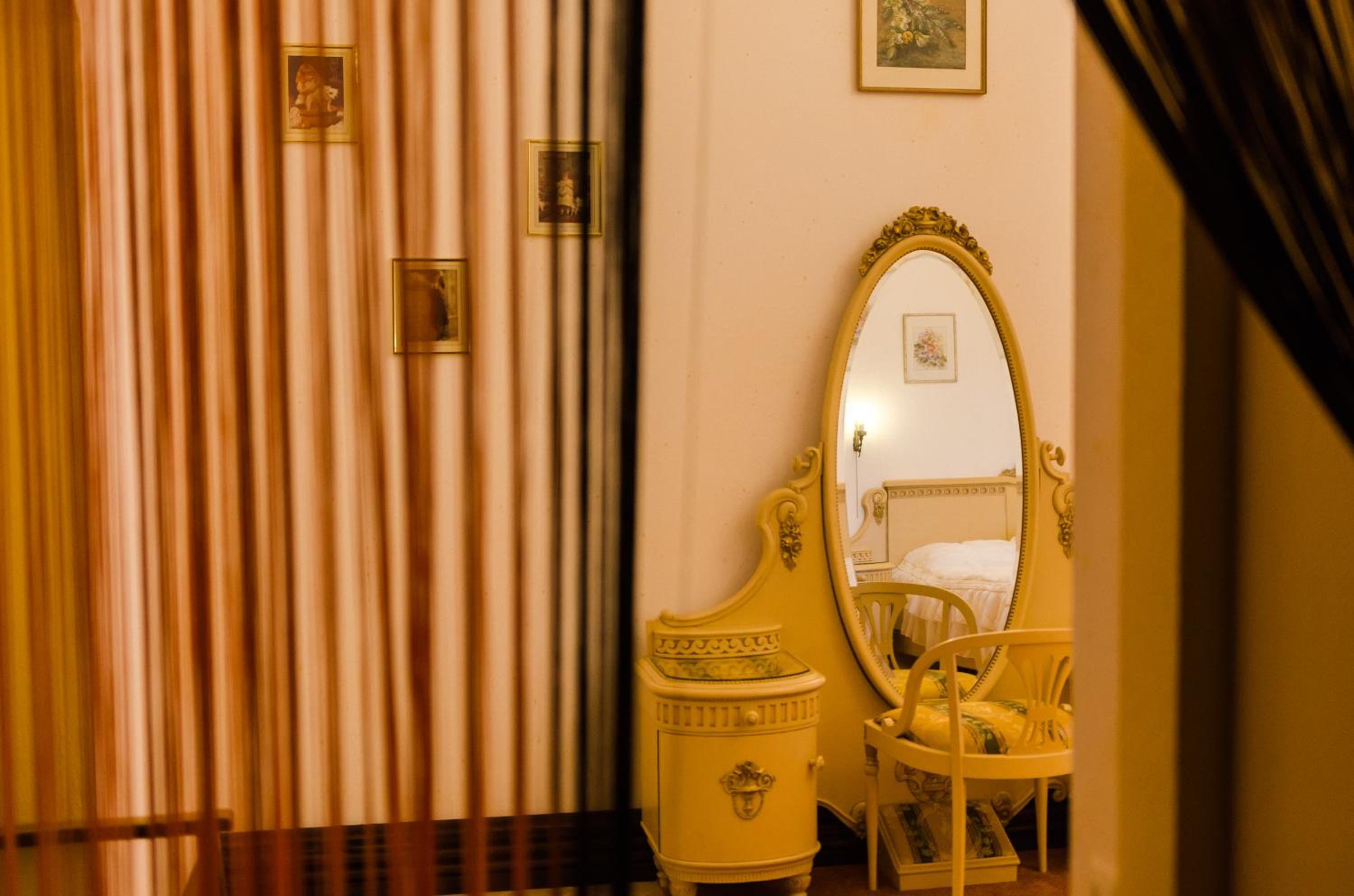 Deluxe Double Room with Bath