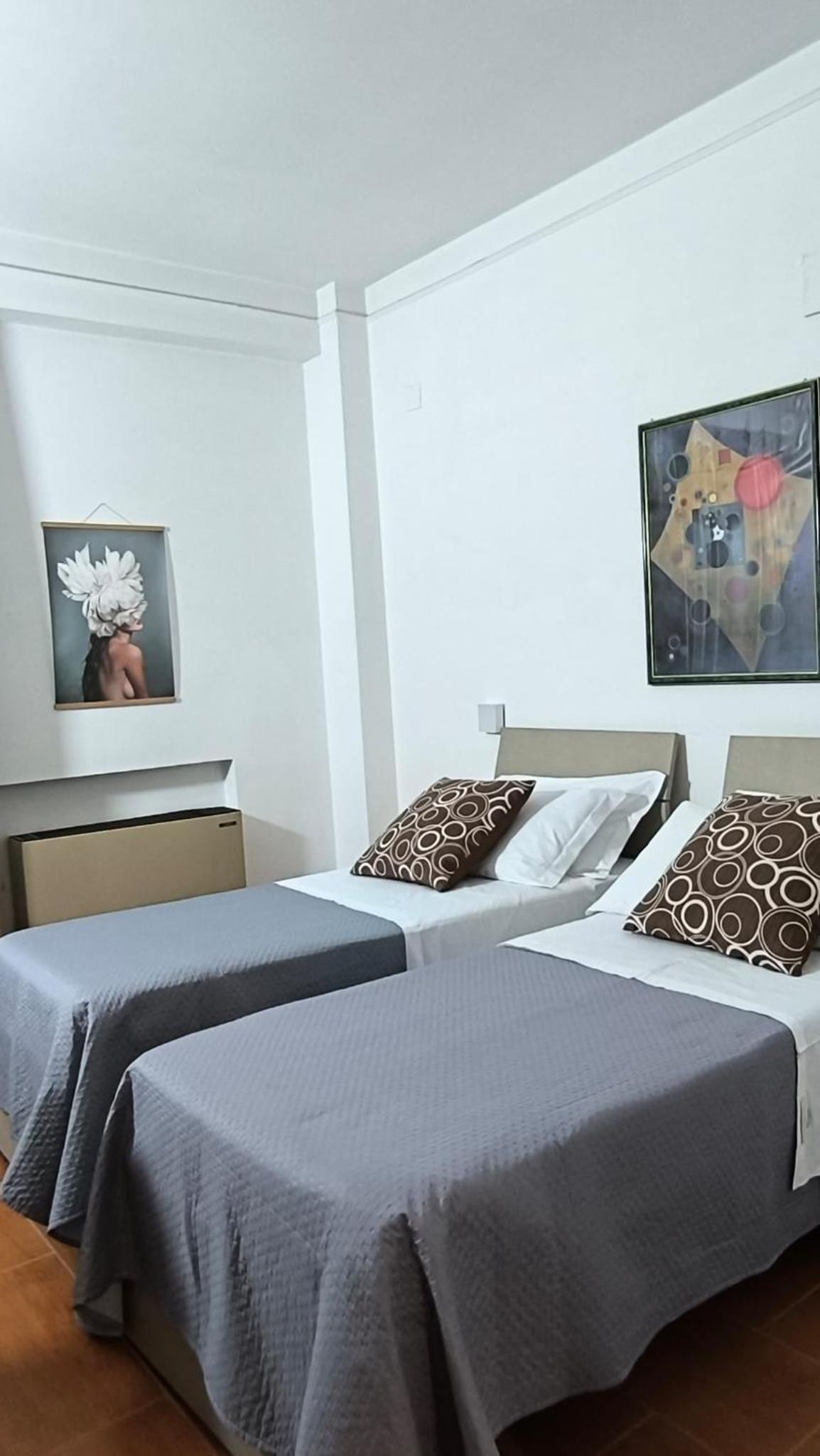 Superior Double or Twin Room - Photo 3