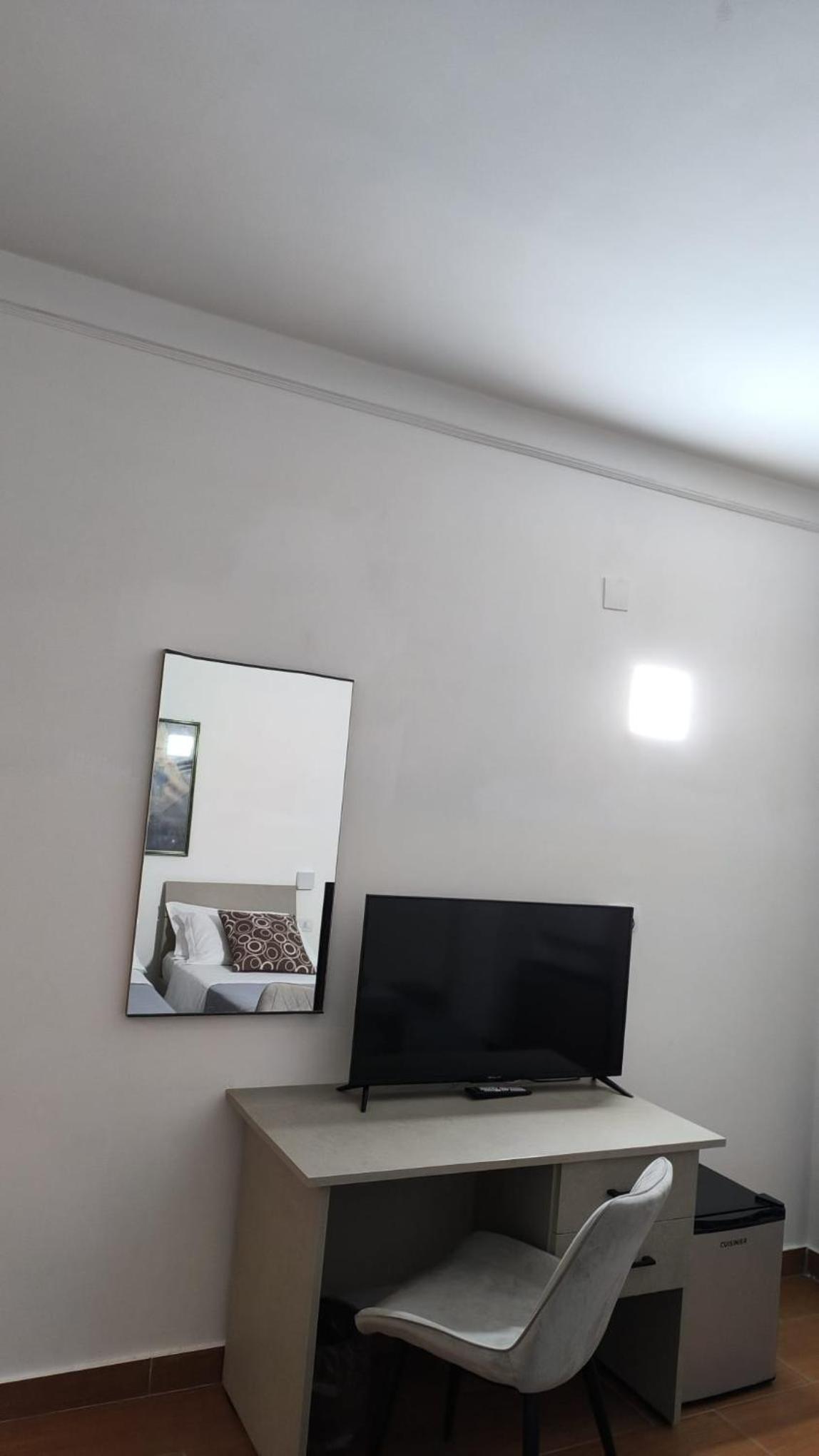 Superior Double or Twin Room - Photo 4