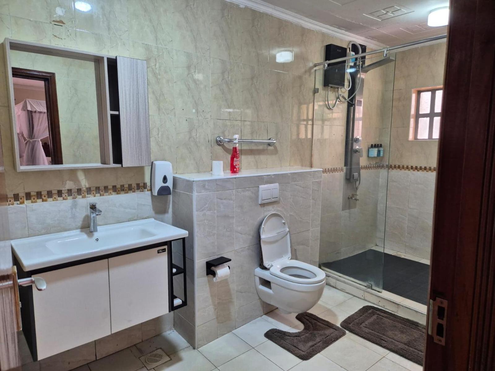 Deluxe Queen Room - Photo 2