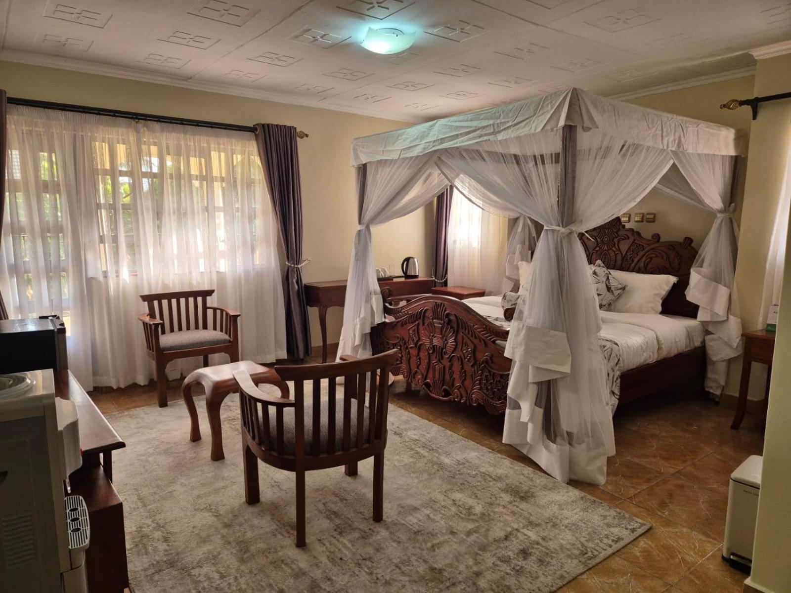 Deluxe Queen Room - Photo 1