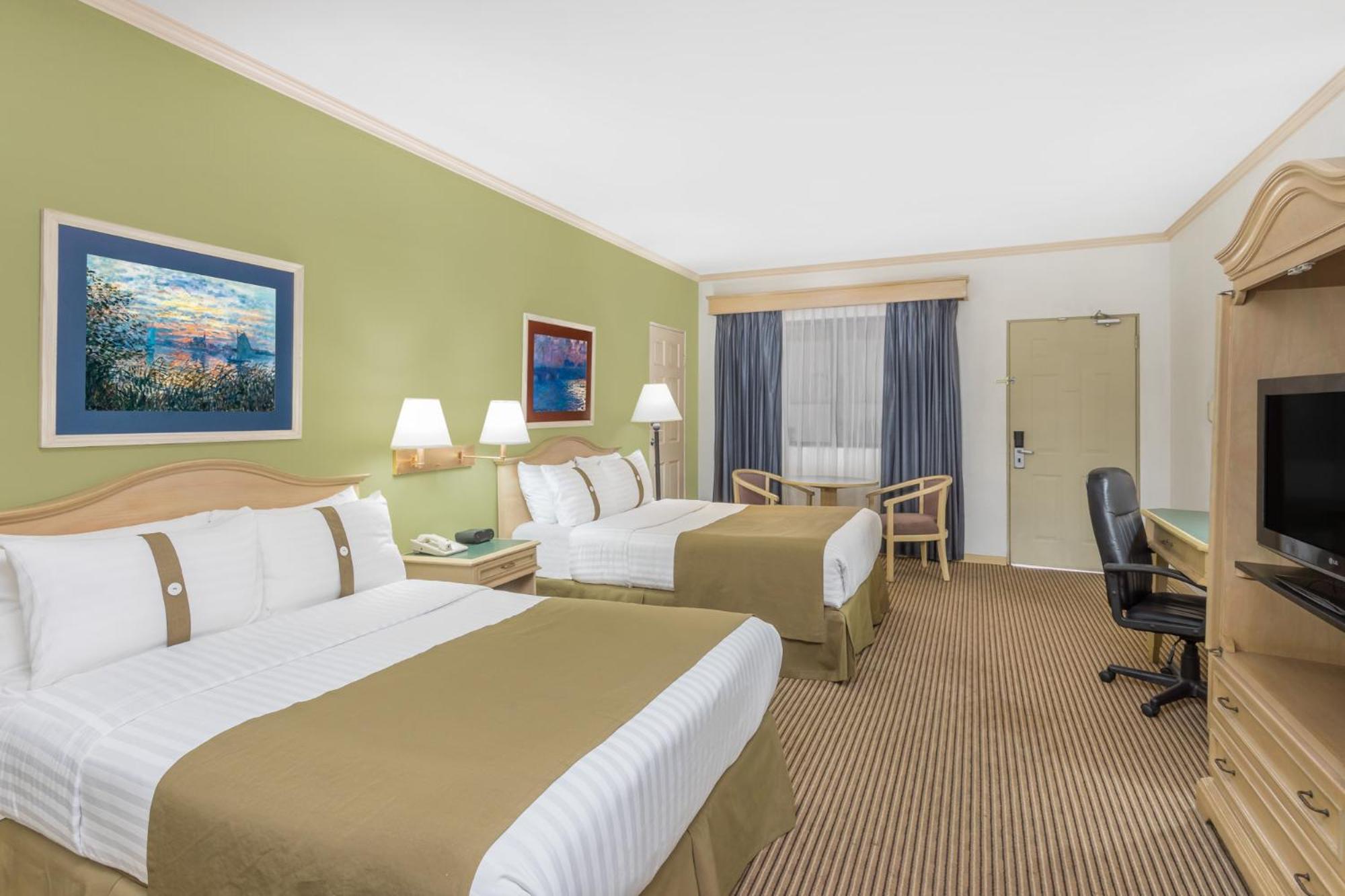 Double Room with Two Double Beds - Non-Smoking - Photo 4