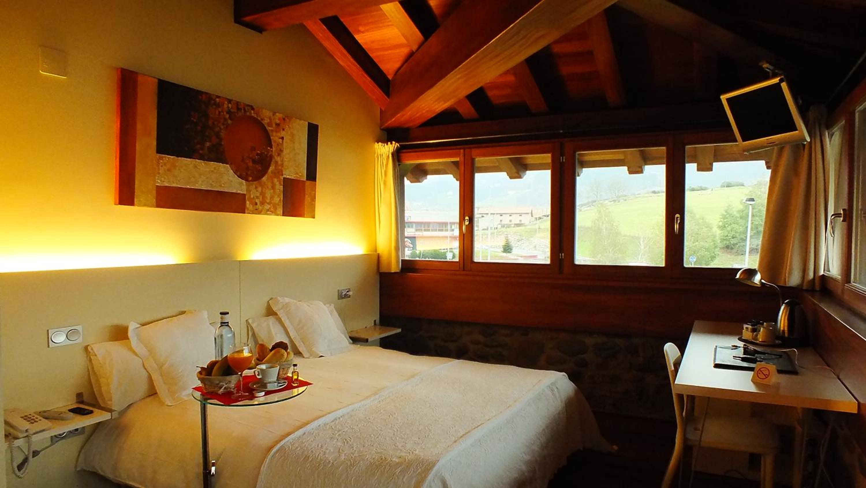 Superior Double or Twin Room - Photo 3