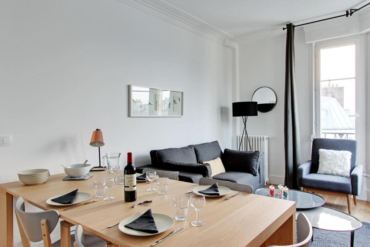 Two-Bedroom Apartment - A photo 3