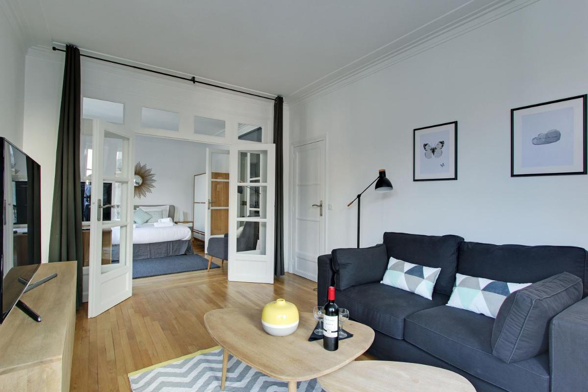 Two-Bedroom Apartment - A photo 2