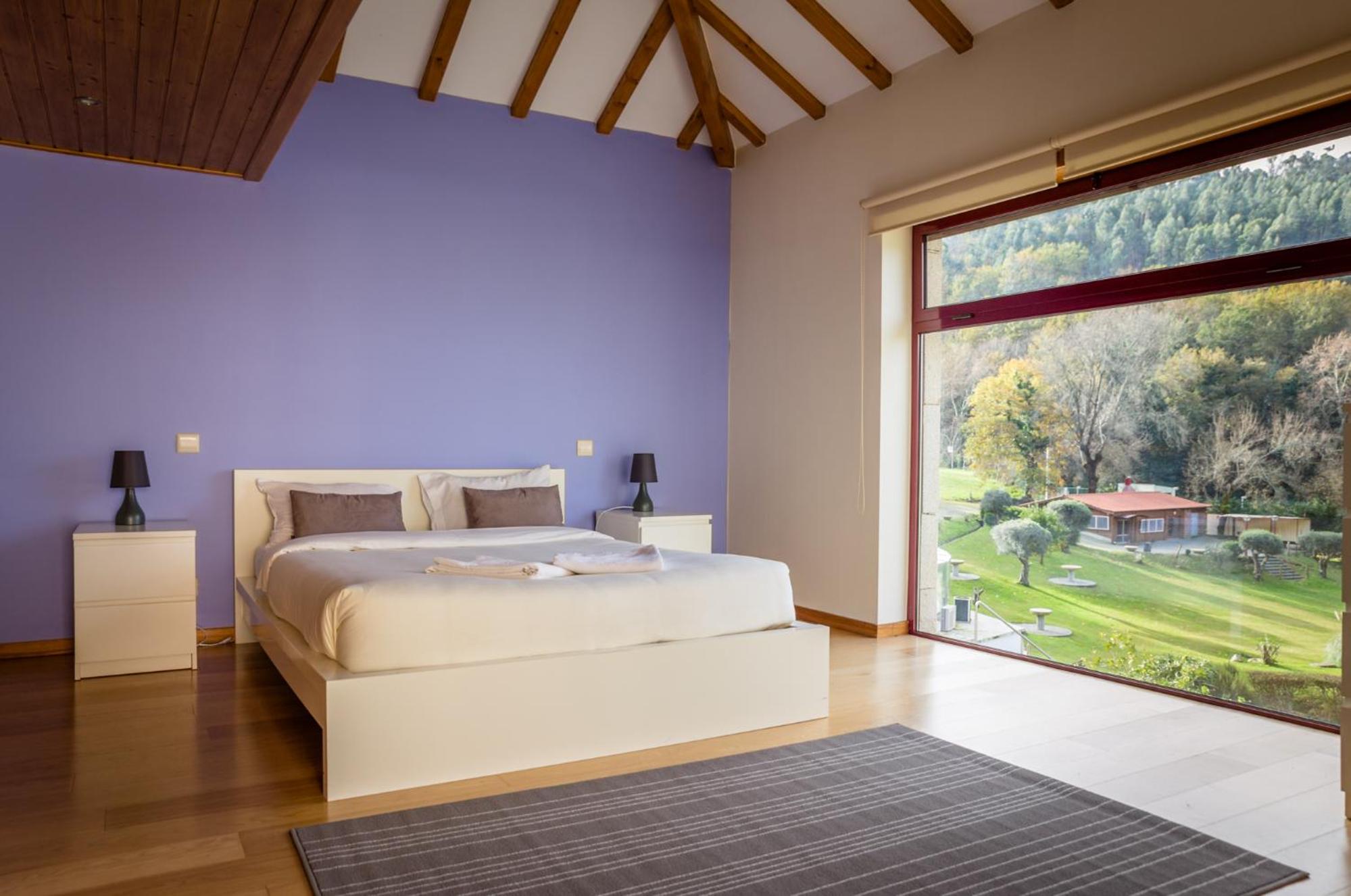 Two-Bedroom House (6 Adults)