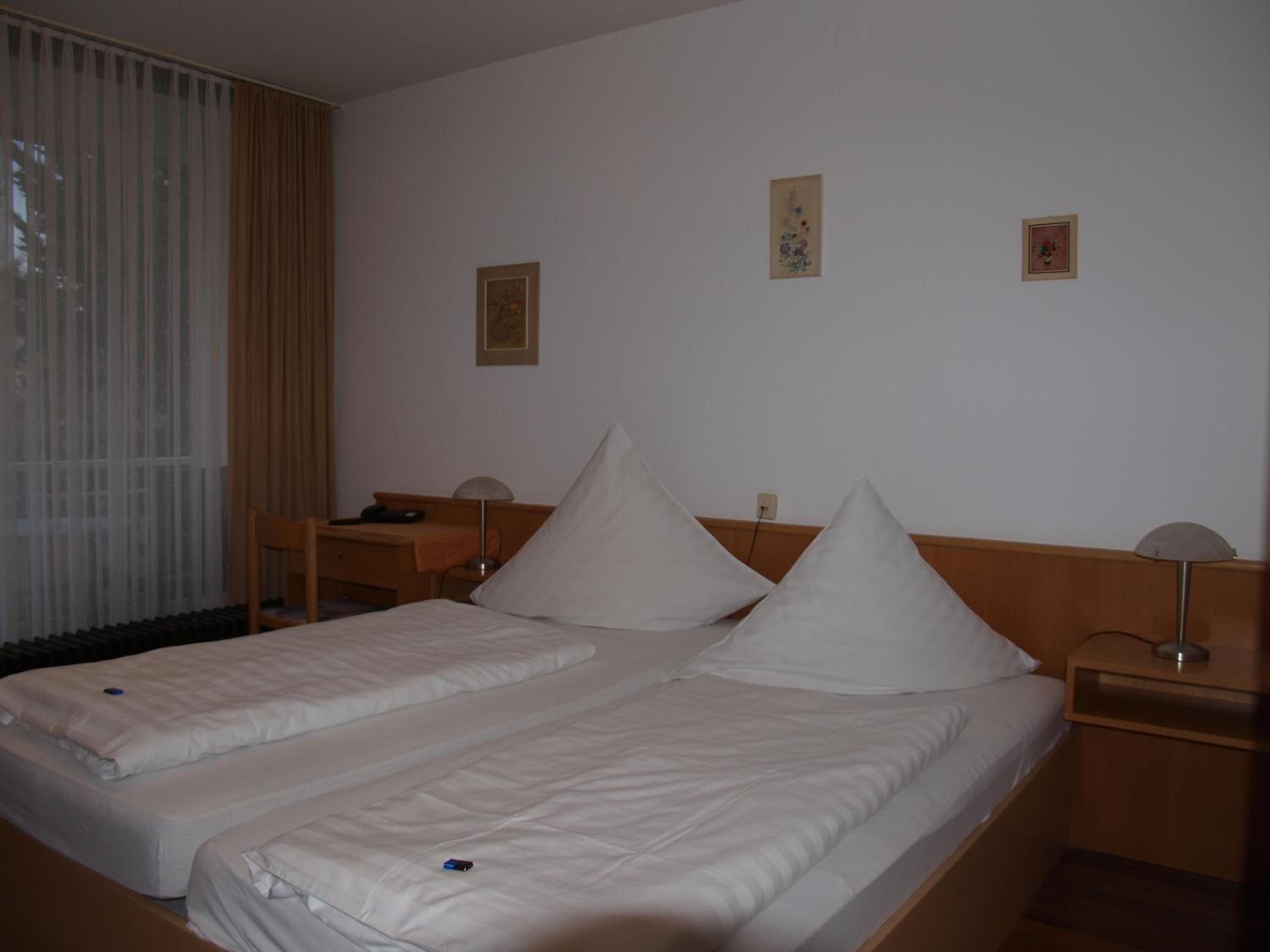 Standard Double Room - Photo 4
