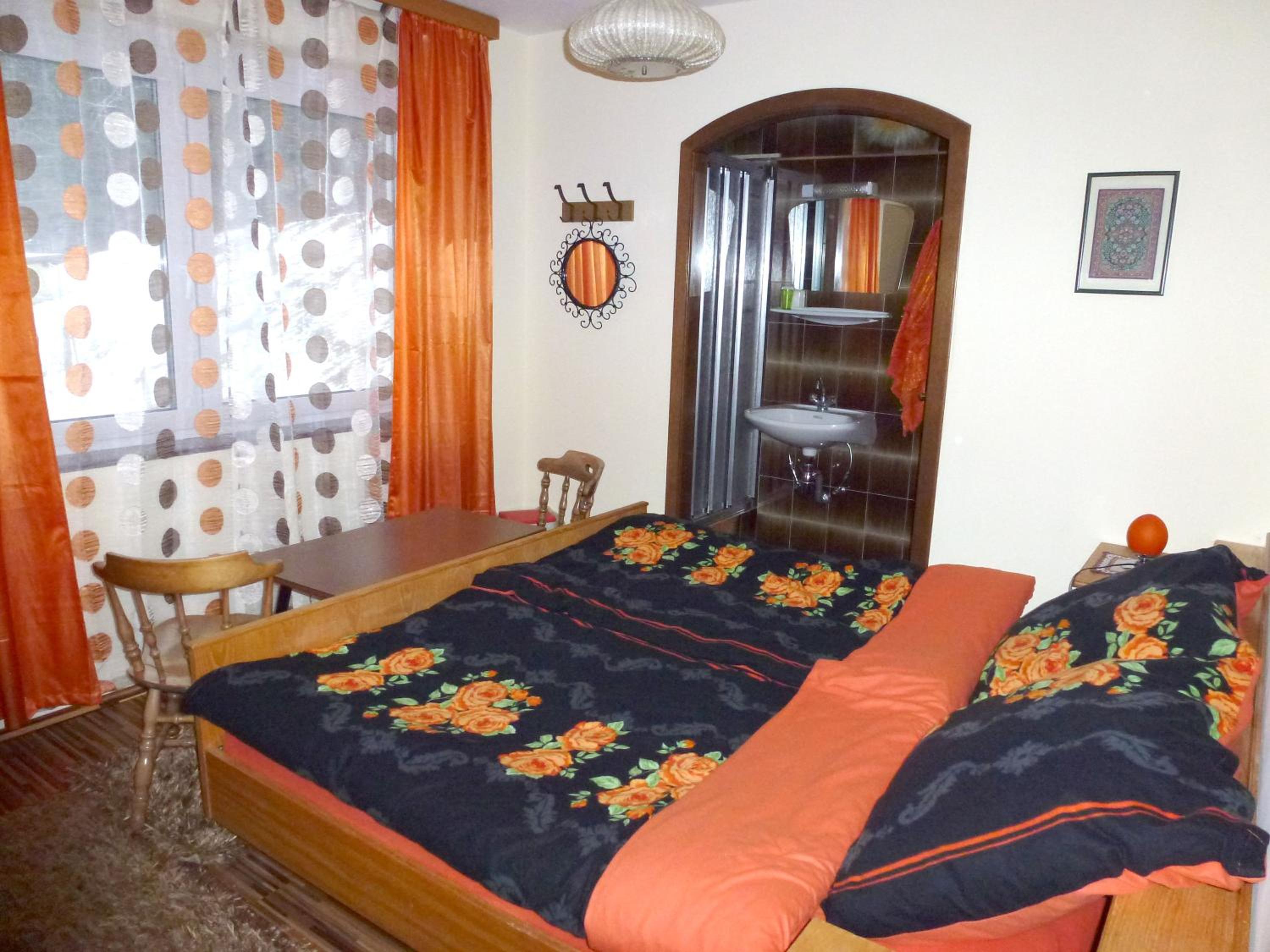 Single Room photo 2