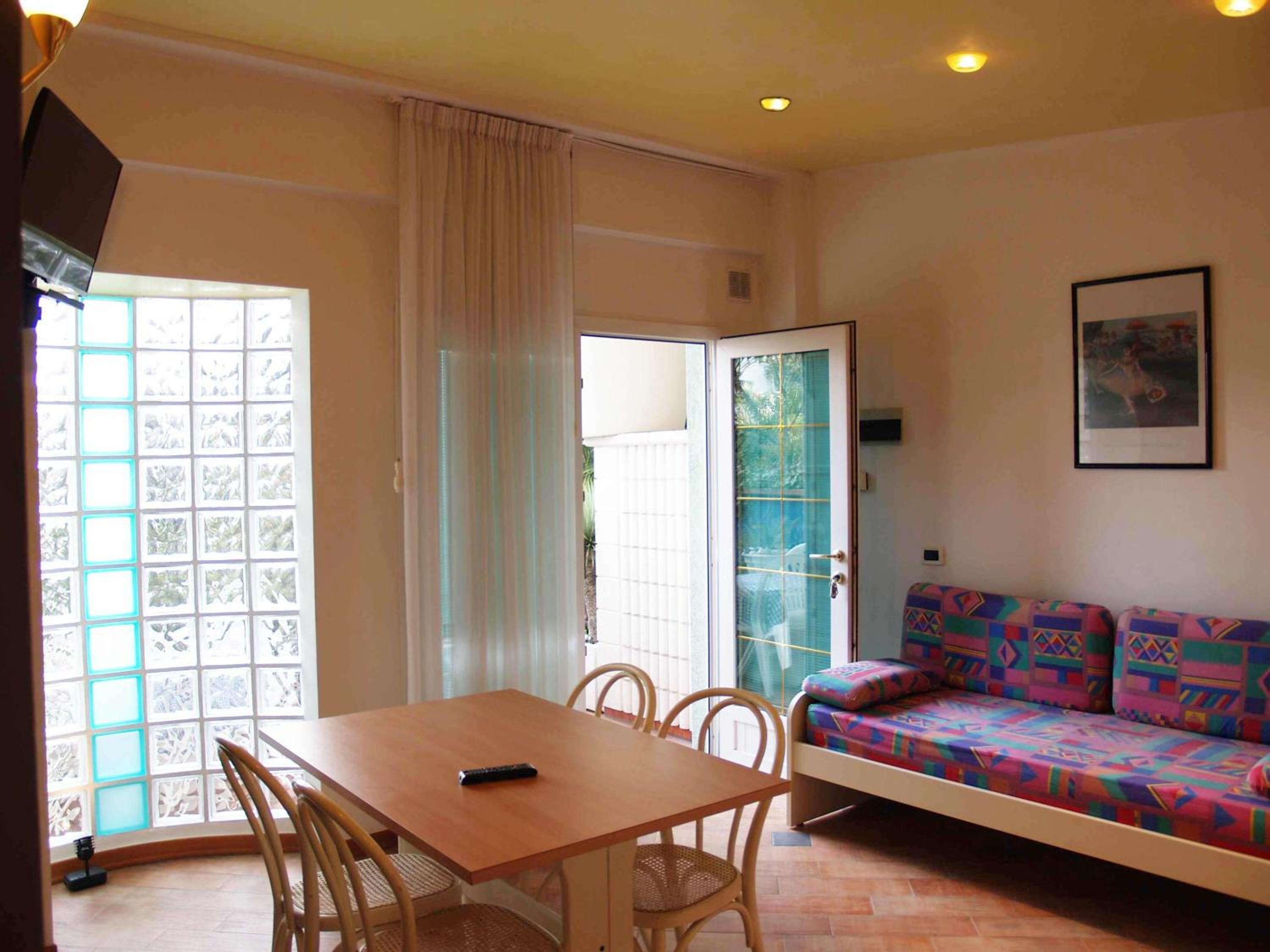 Family Apartment photo 1