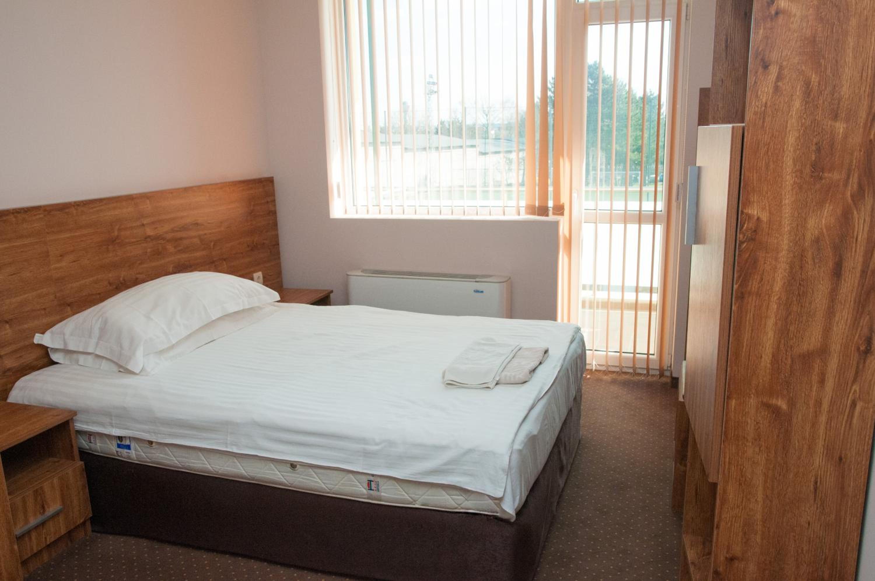 Single Room photo 2