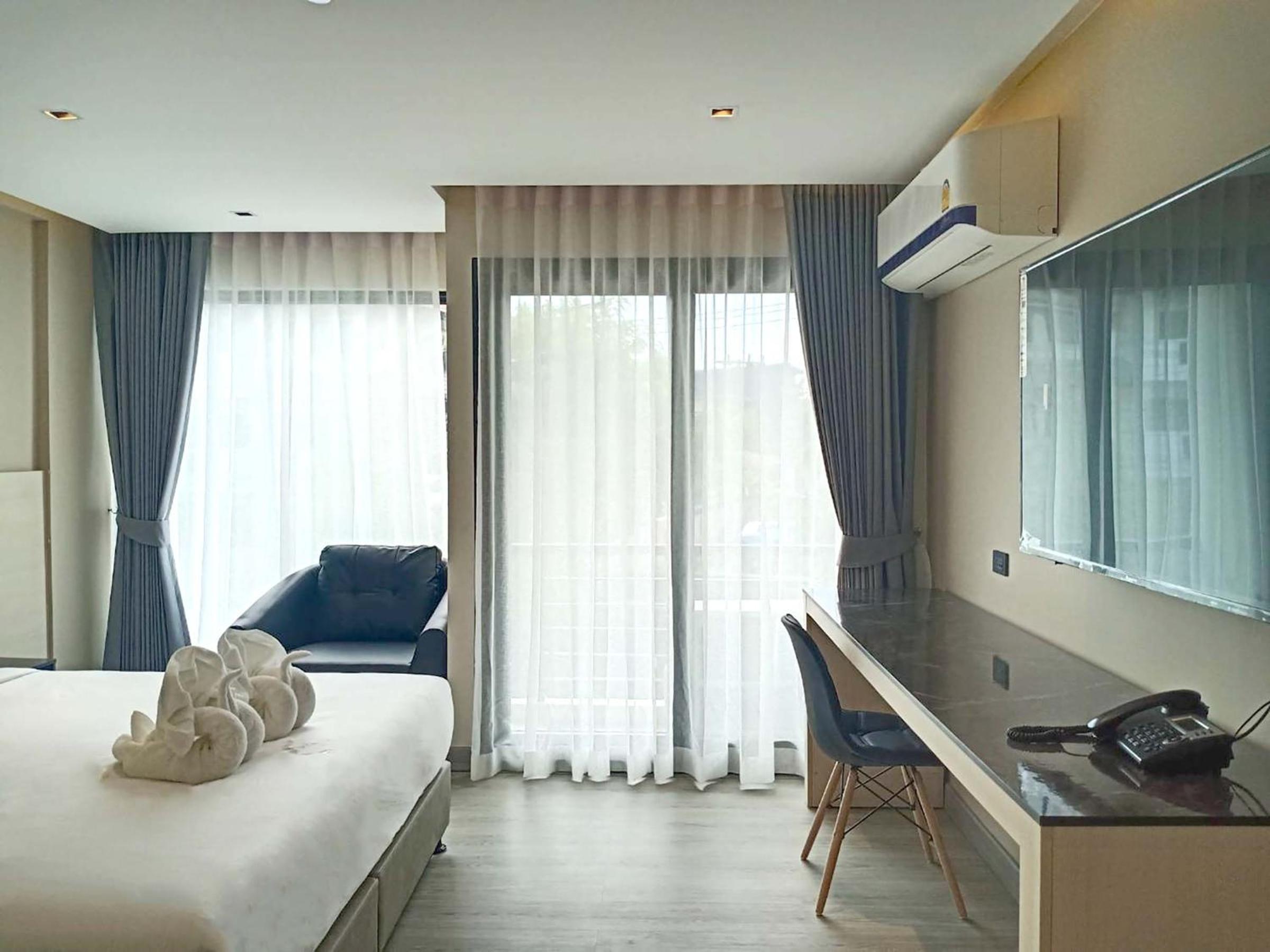 Standard King Room