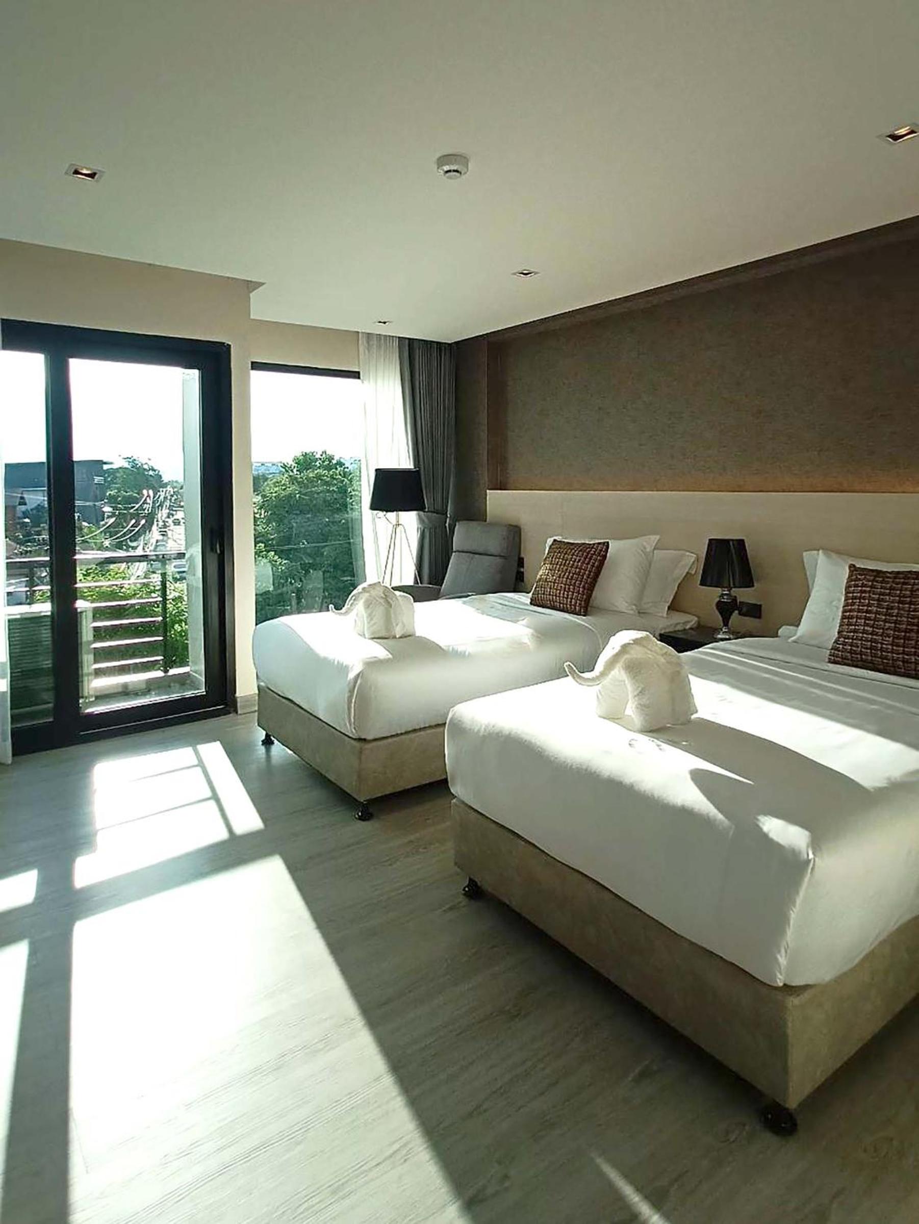 Deluxe Twin Room