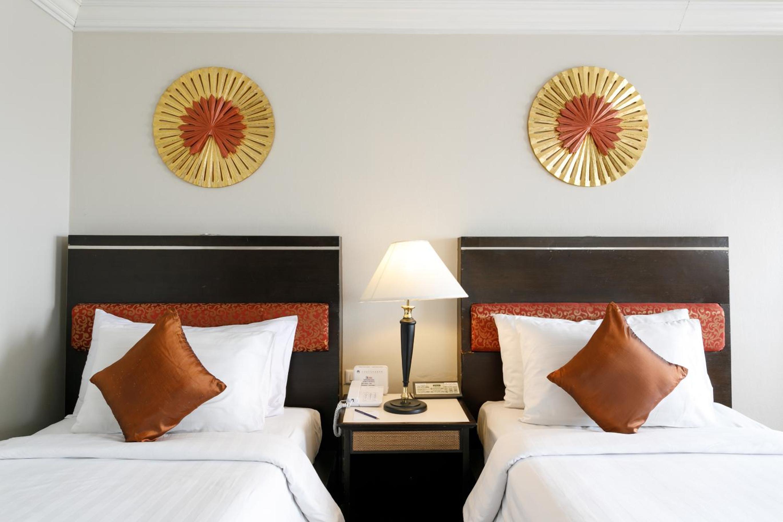 Deluxe Twin Room - Photo 5