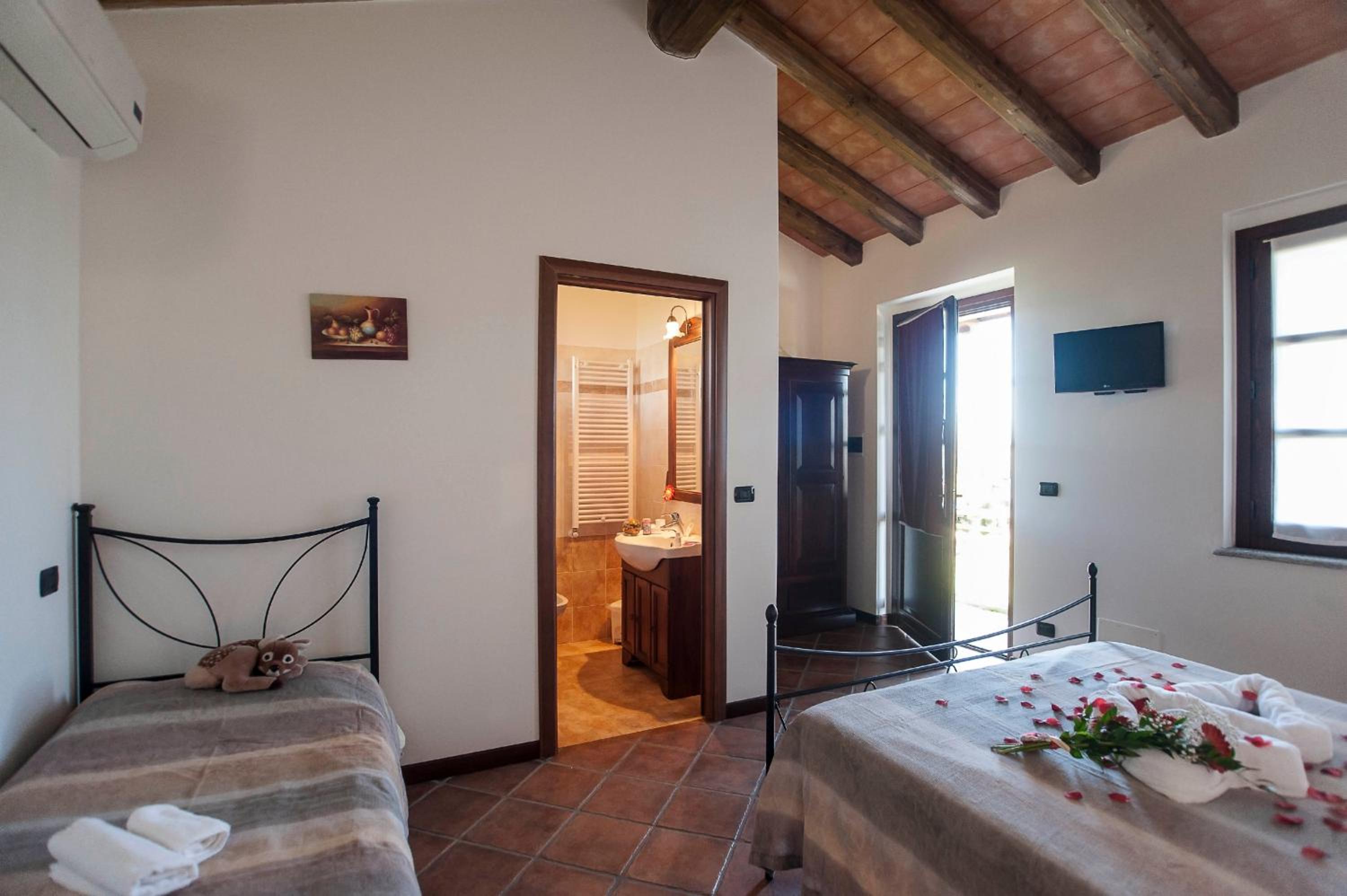 Double Or Twin Room photo 3