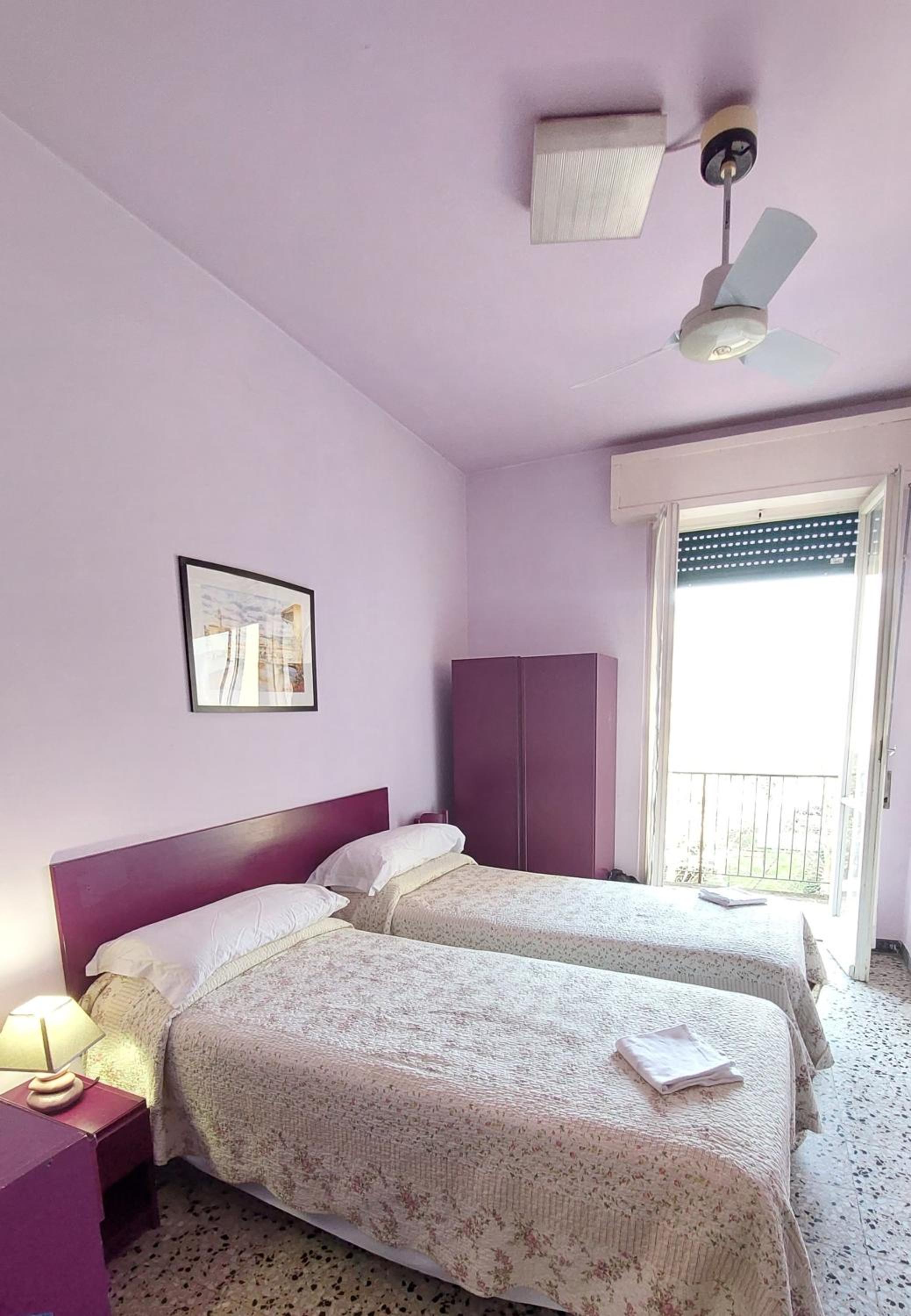 Double or Twin Room - Photo 7