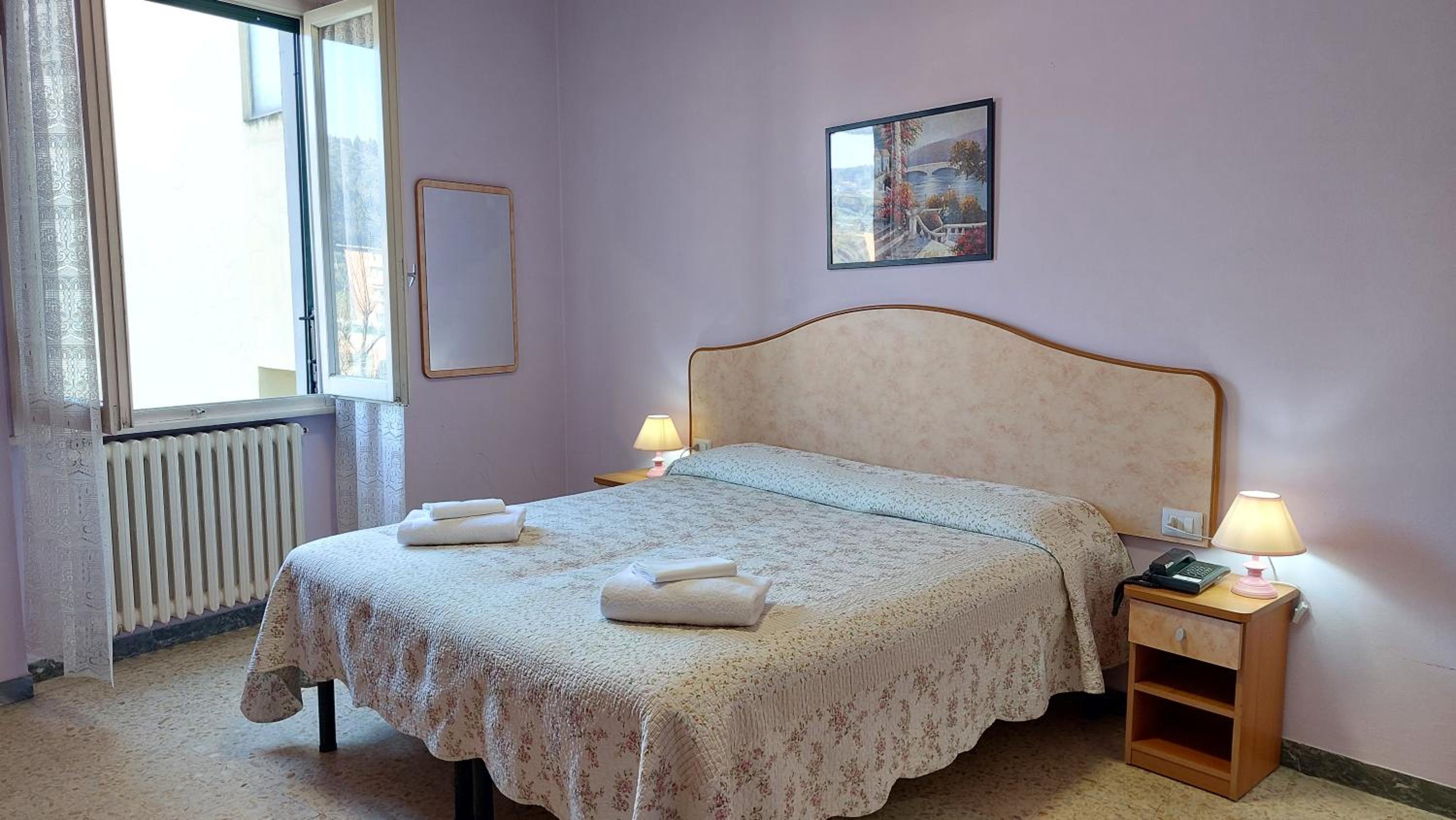 Double or Twin Room - Photo 11