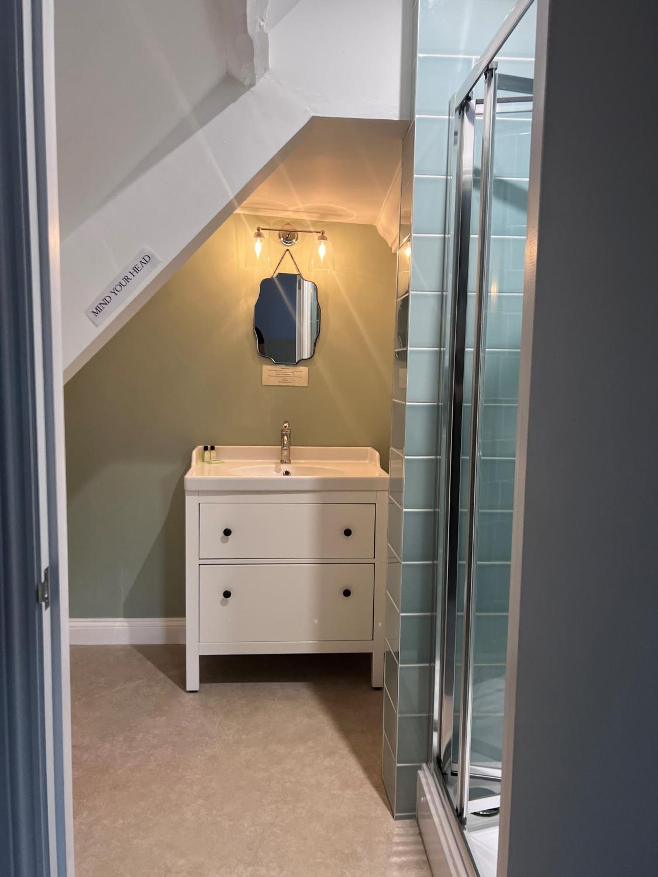 Standard Double or Twin Room photo 3