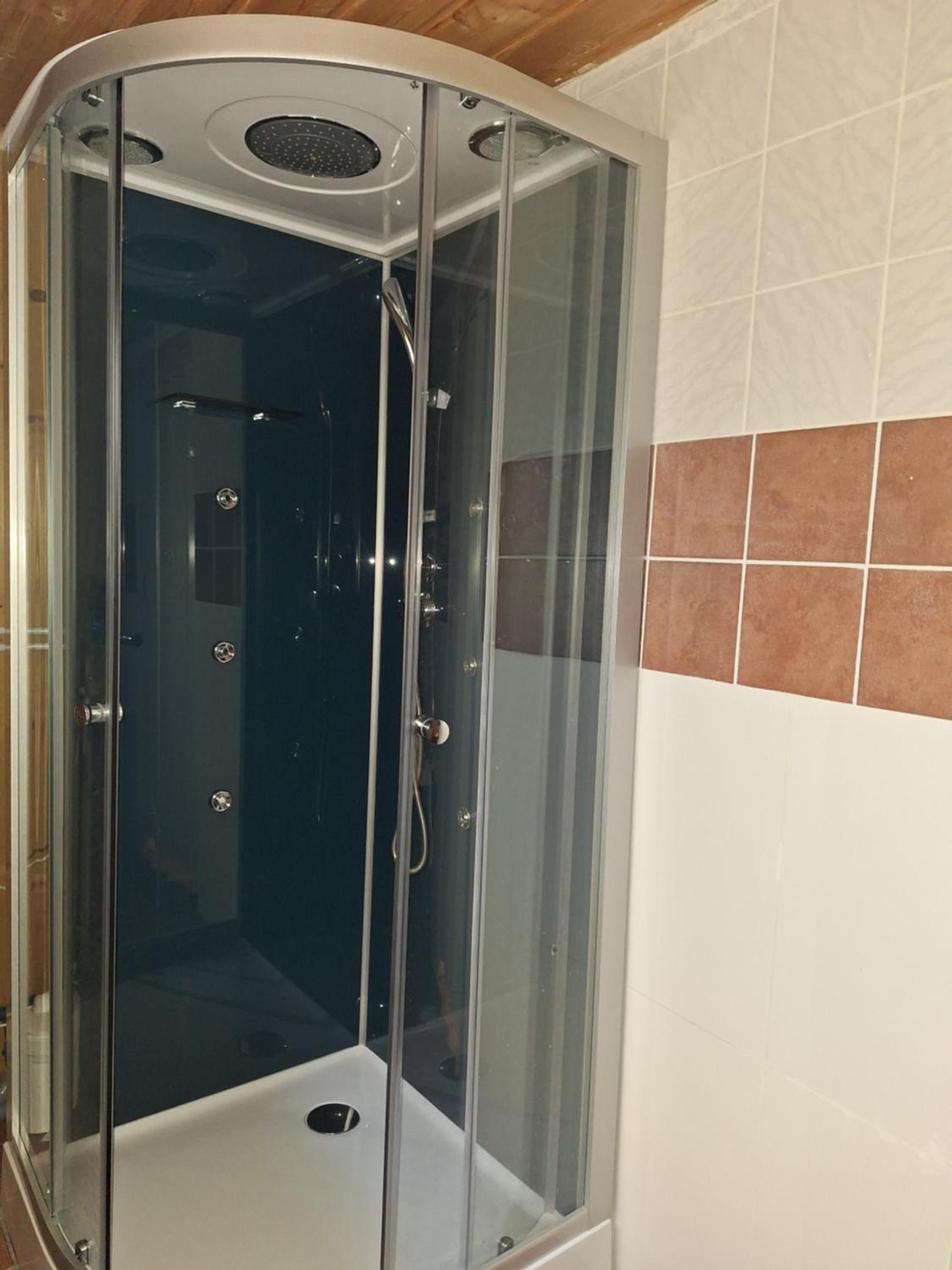 Deluxe Family Suite