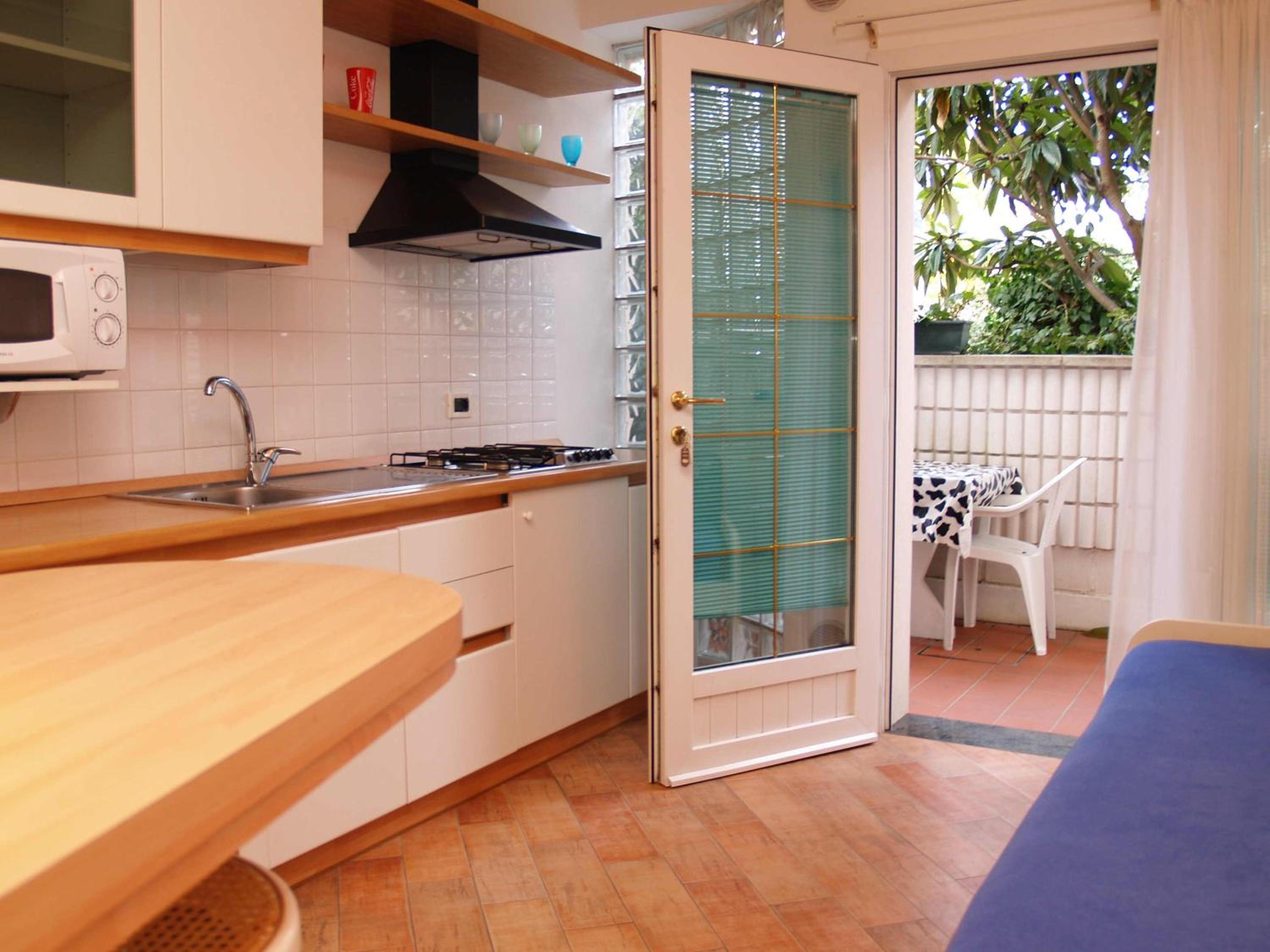 Studio Apartment - Ground Floor photo 2