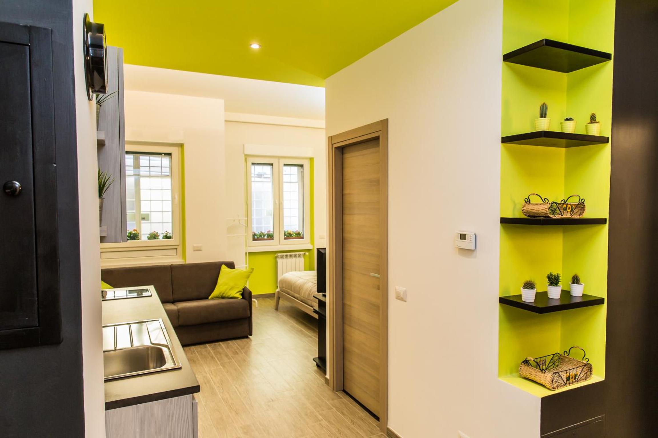 Studio Apartment
