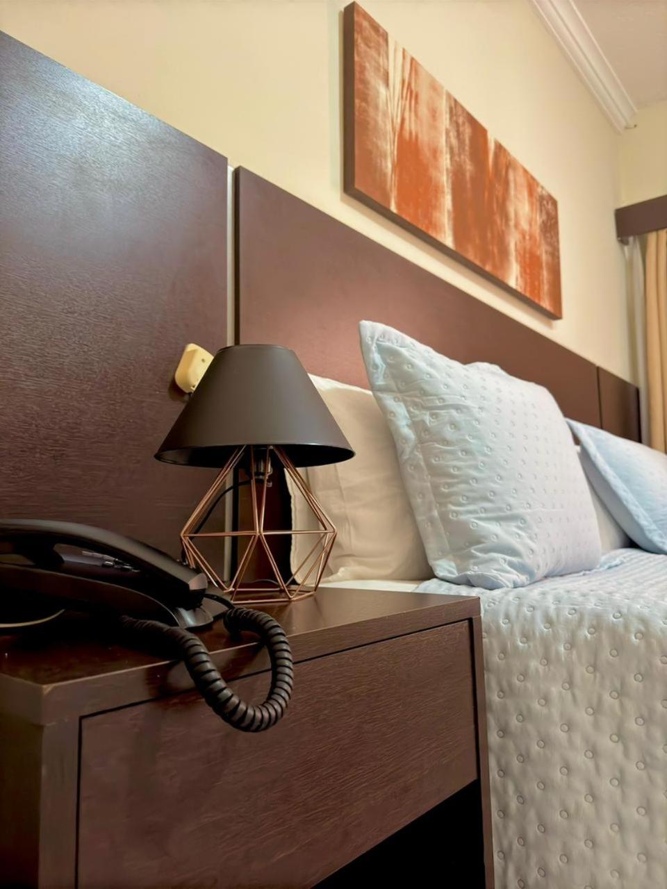 One-Bedroom Loft Apartment with Balcony photo 1