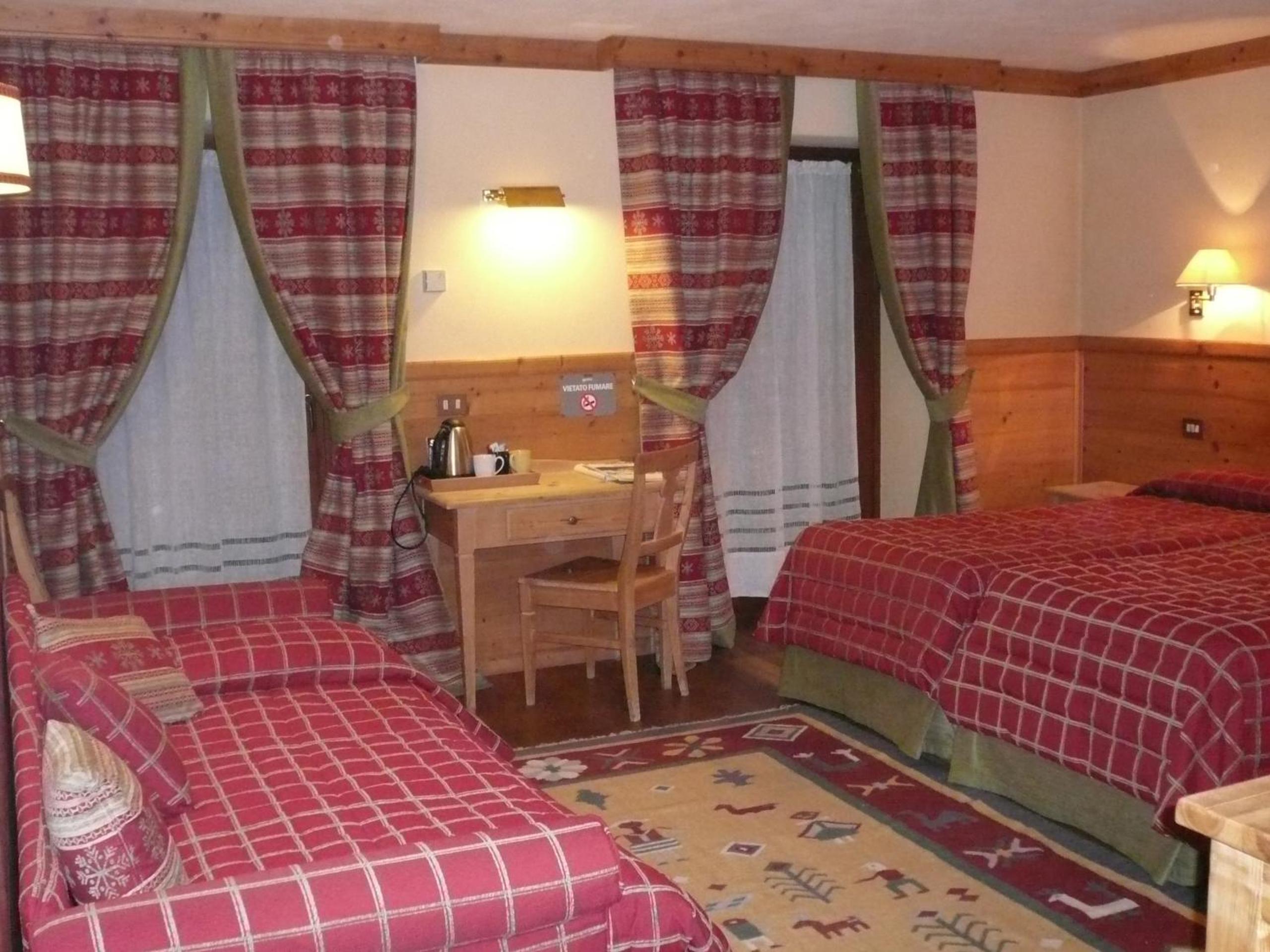 Superior Double or Twin Room photo 1